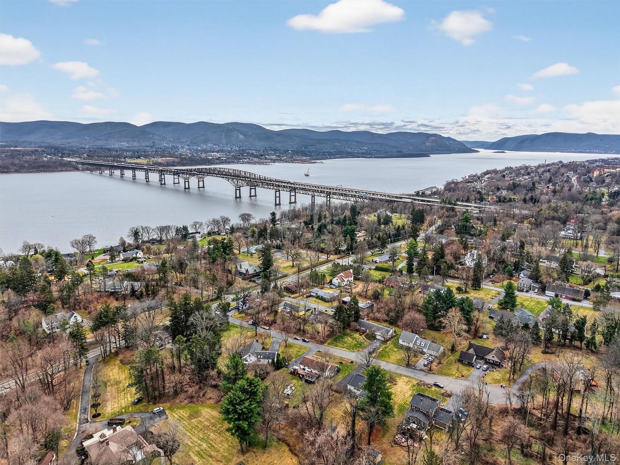 Single Family Williamsburg  Orange County, NY 12550, MLS-969850-40