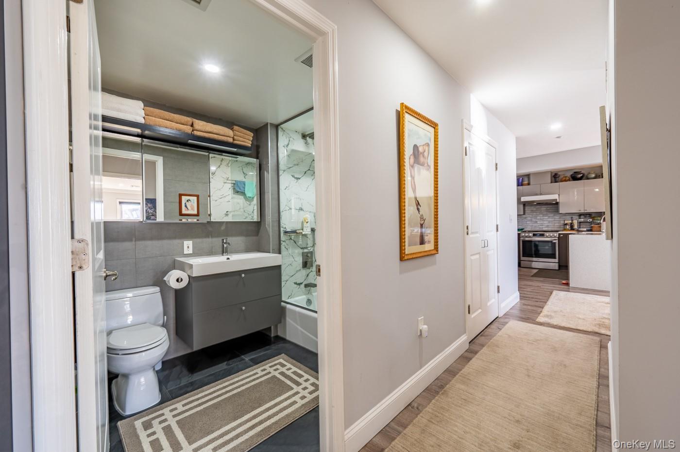 Condo Outlook  Bronx, NY 10465, MLS-969856-11