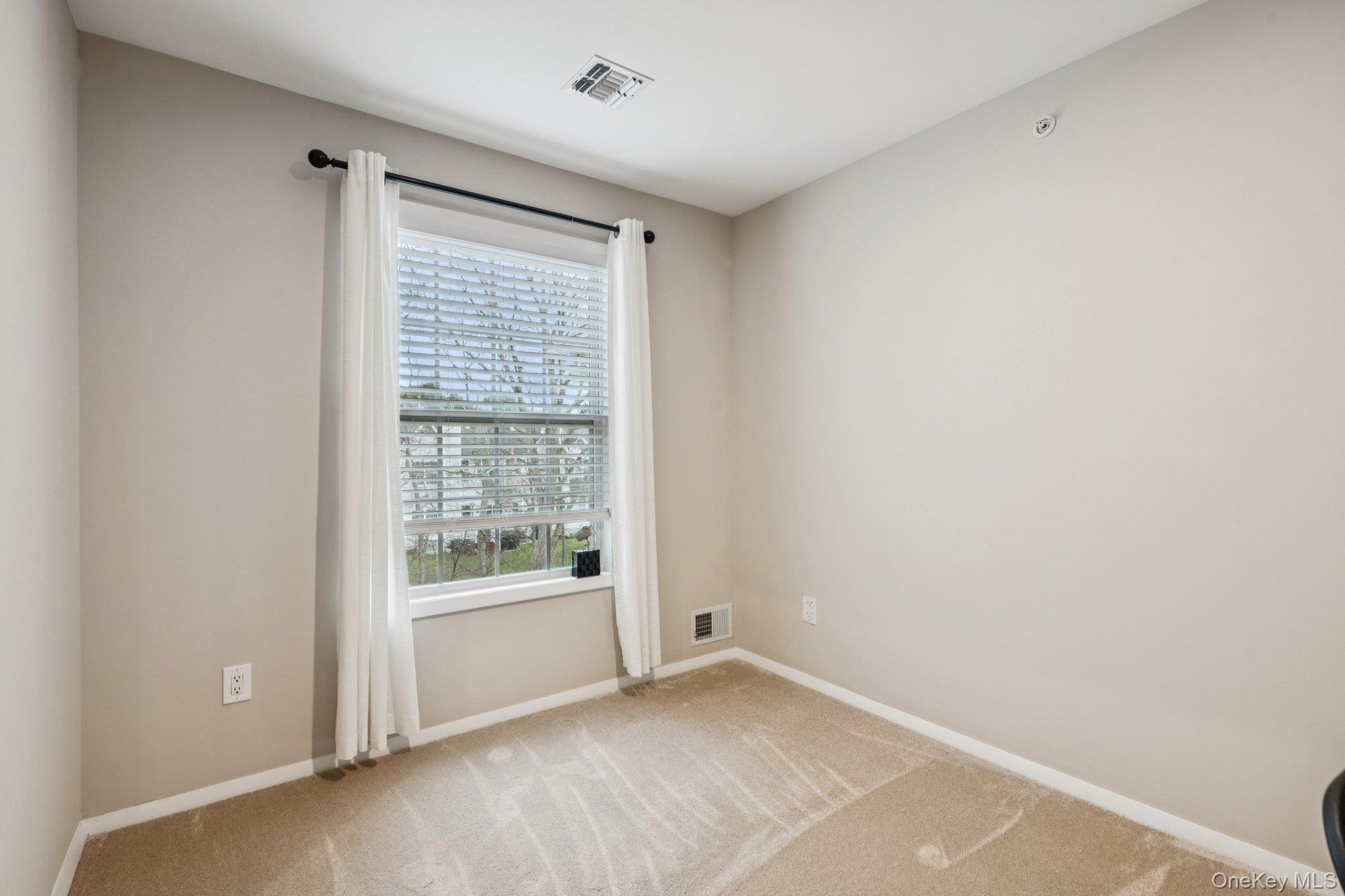 Condo Kettles  Suffolk County, NY 11763, MLS-969859-29