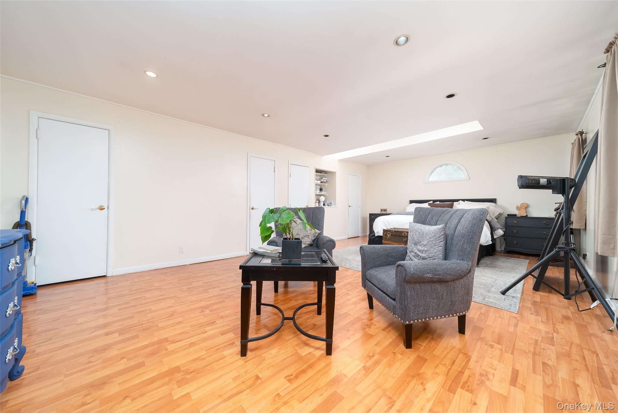 Single Family Francis Lewis  Queens, NY 11432, MLS-969876-22