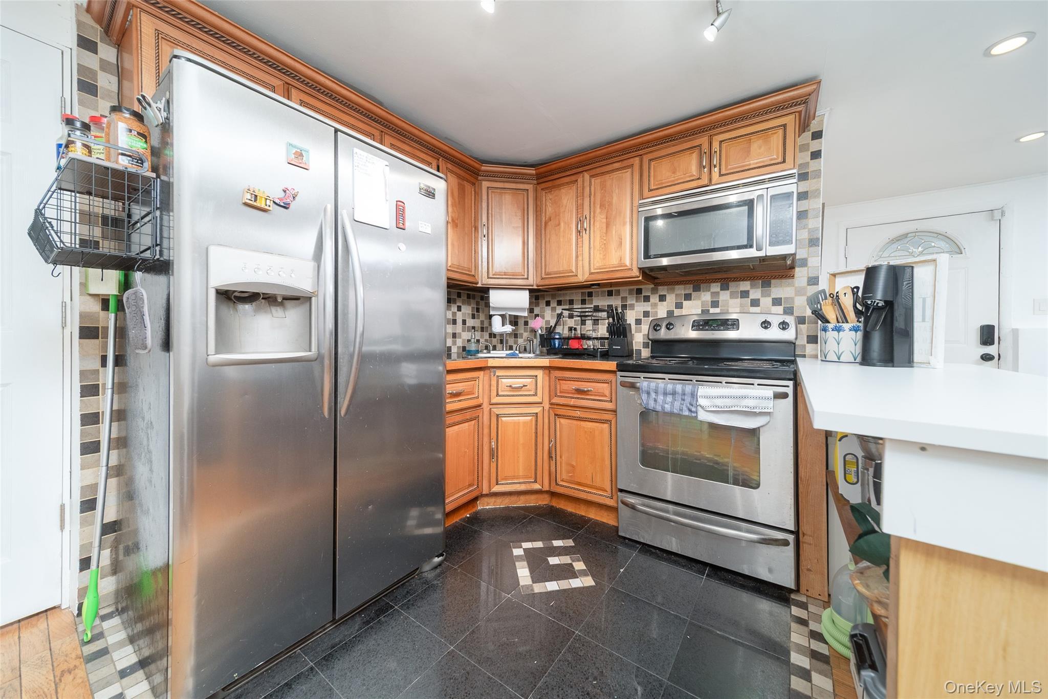 Single Family Francis Lewis  Queens, NY 11432, MLS-969876-27