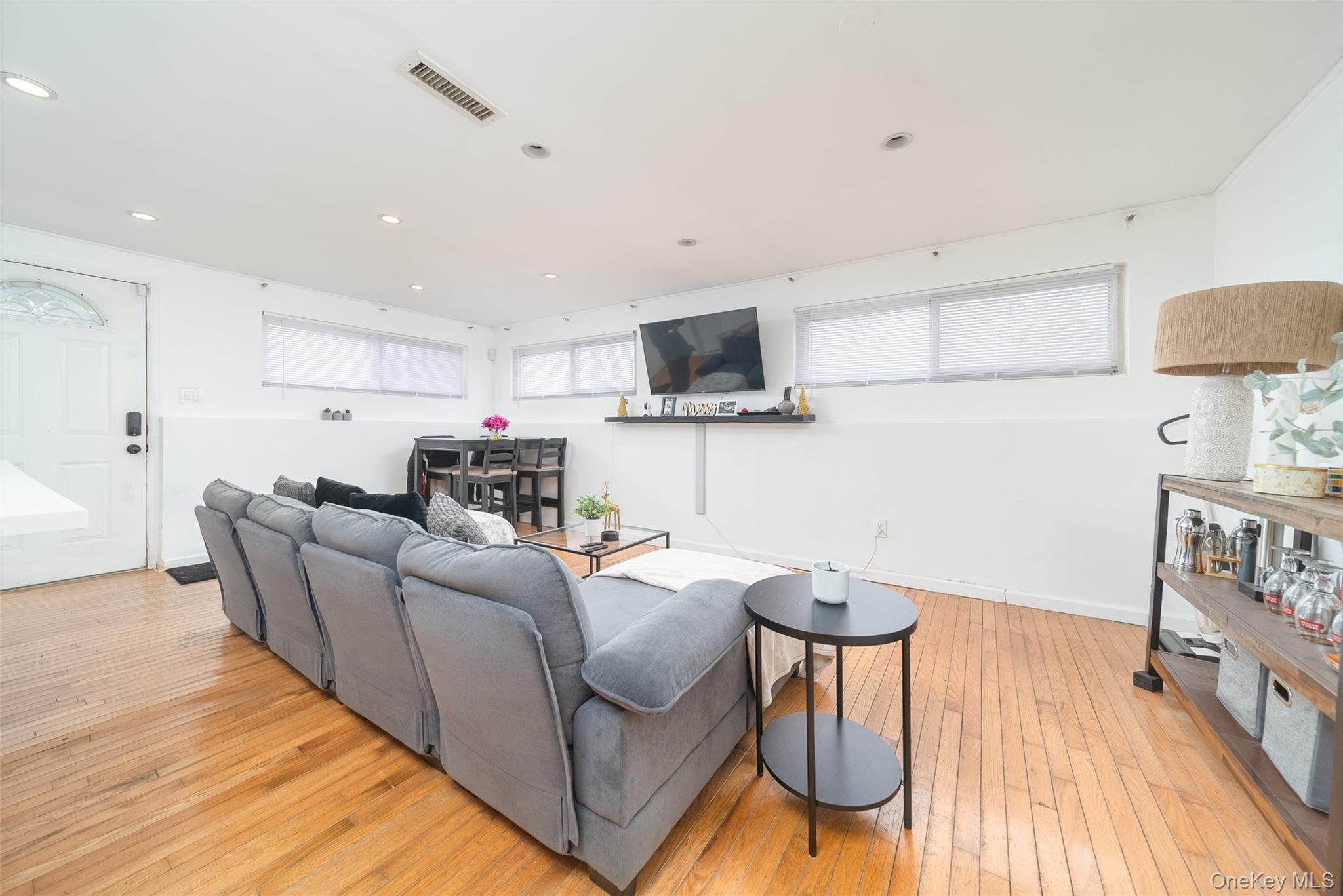 Single Family Francis Lewis  Queens, NY 11432, MLS-969876-28