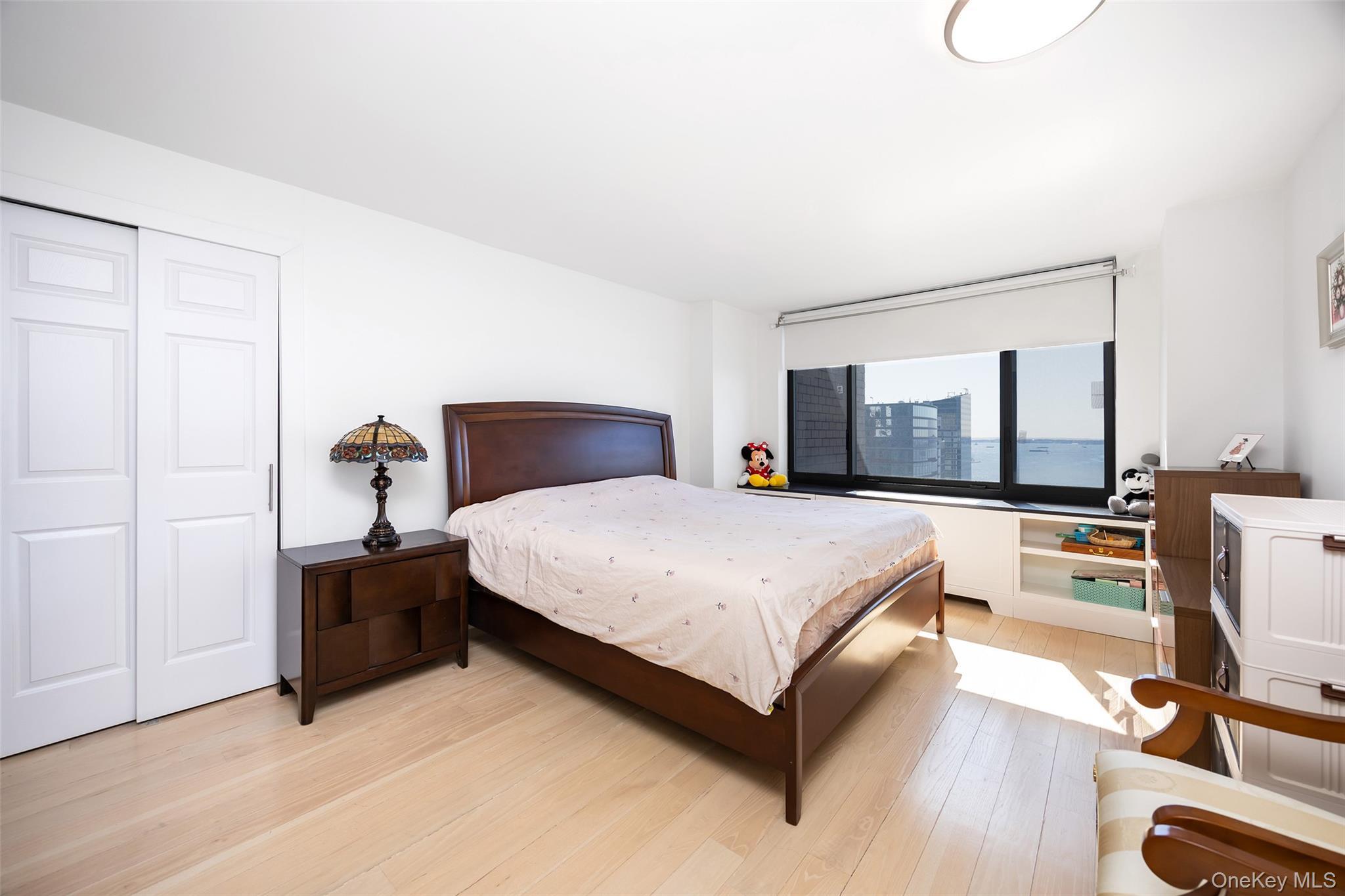 Condo Rector  Manhattan, NY 10280, MLS-969882-11