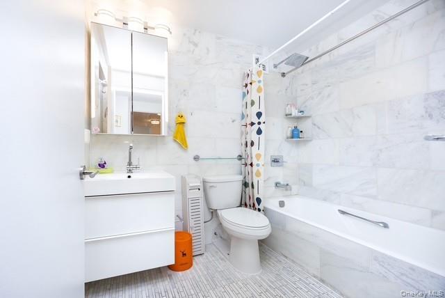 Condo Rector  Manhattan, NY 10280, MLS-969882-12