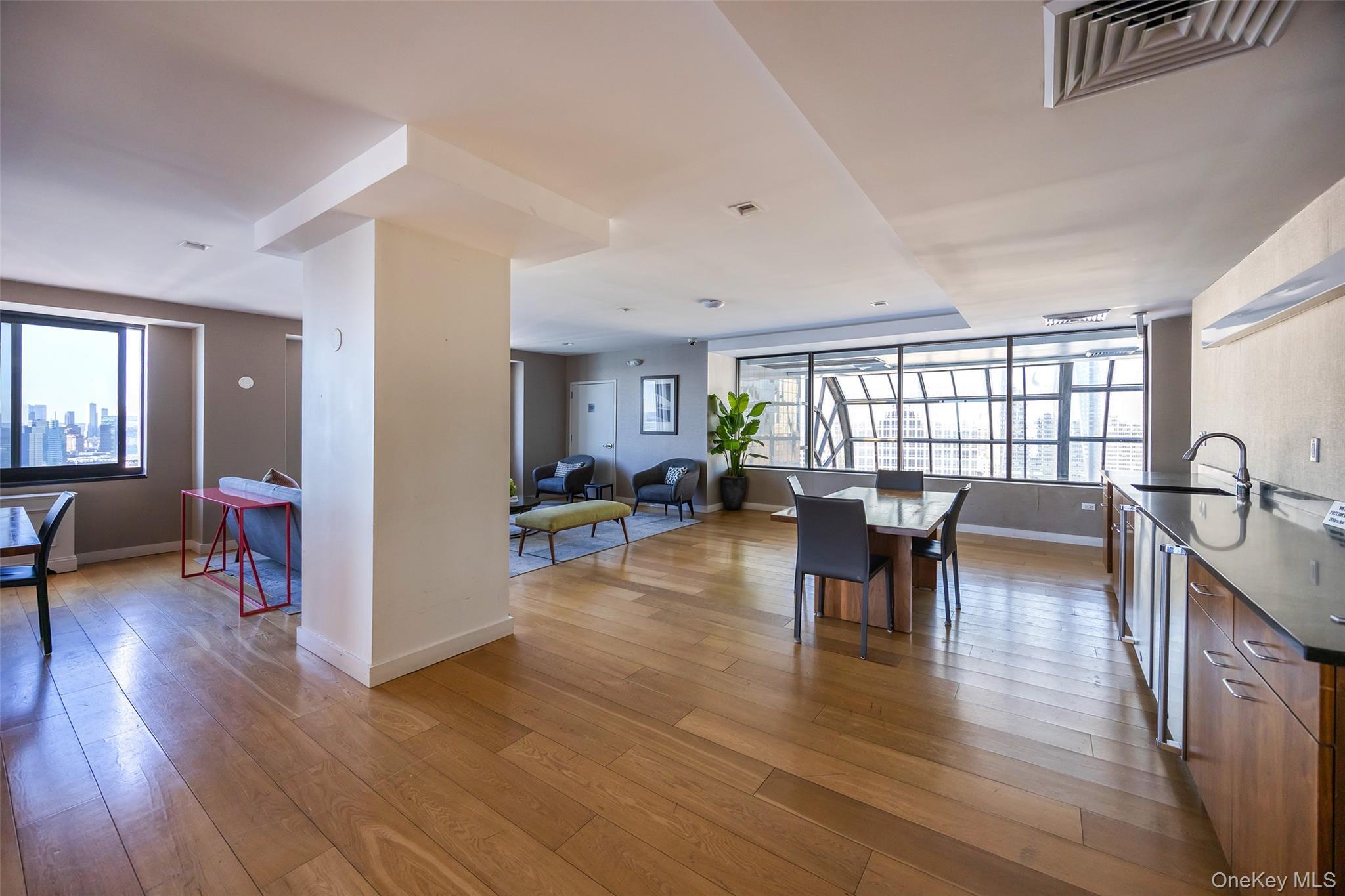 Condo Rector  Manhattan, NY 10280, MLS-969882-20