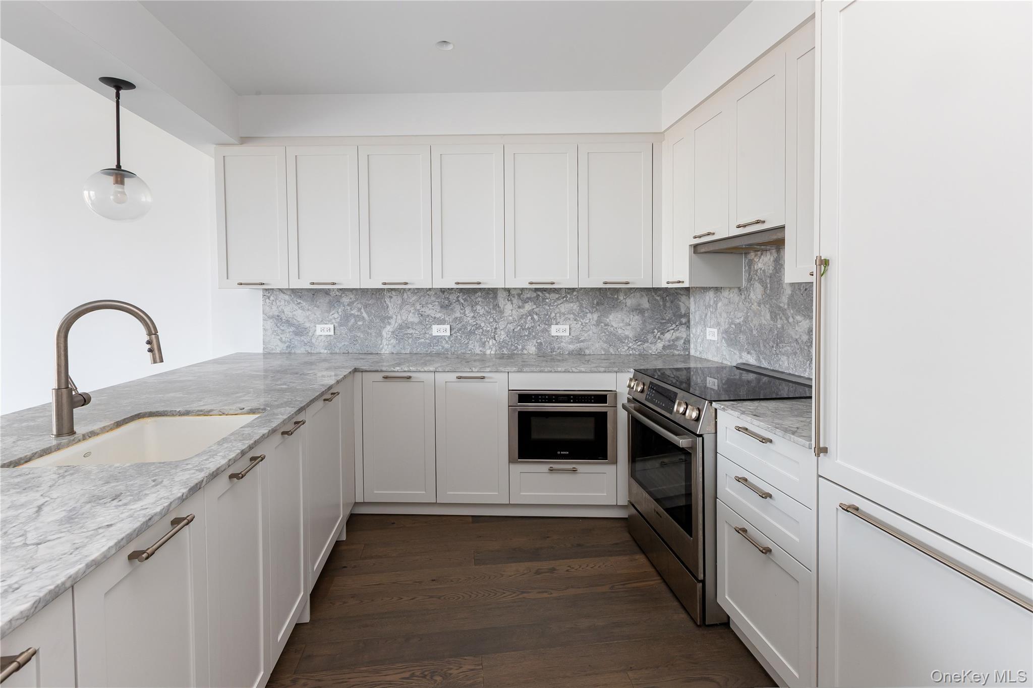 Condo Queens  Queens, NY 11375, MLS-969883-7