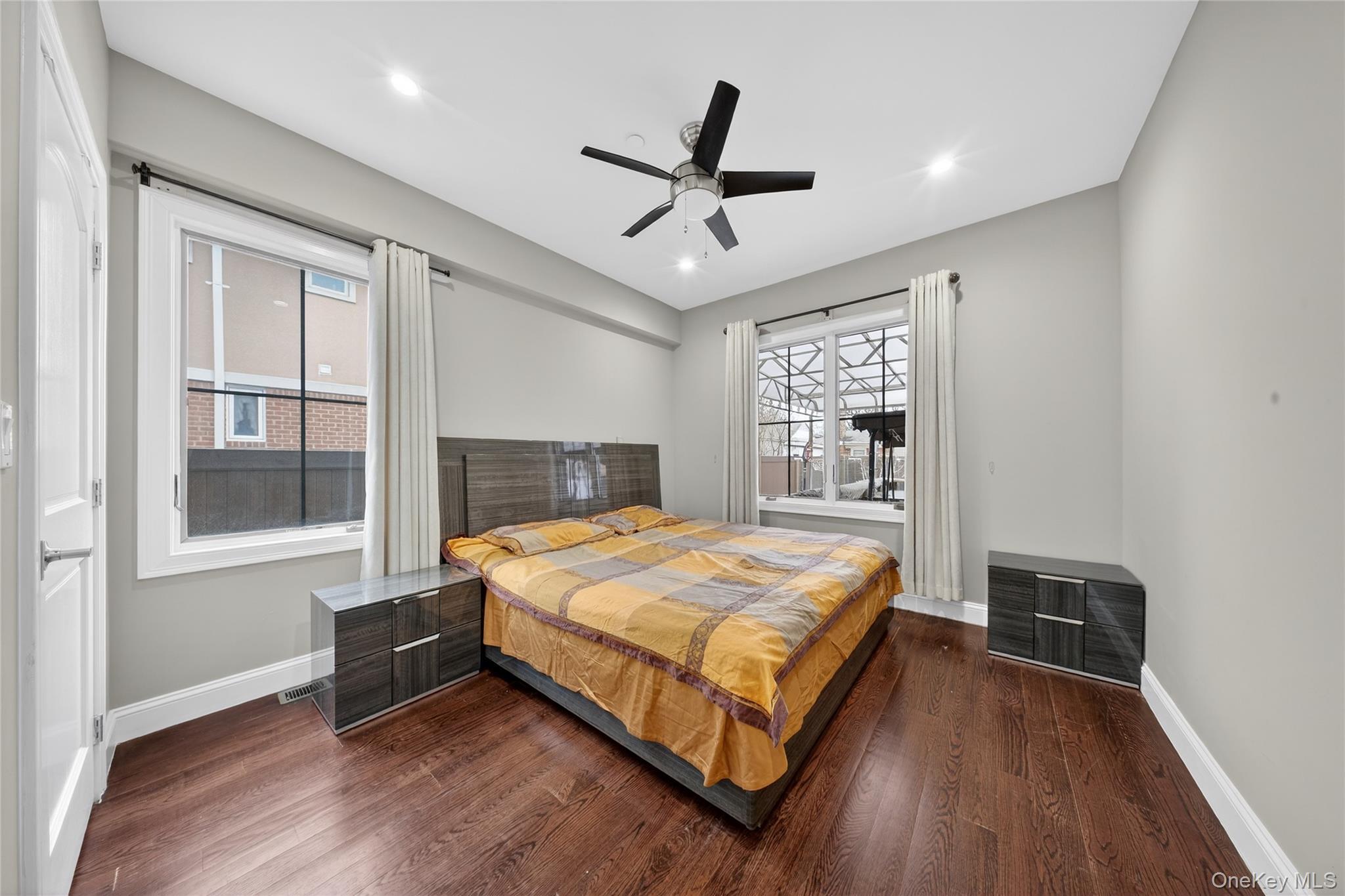 Single Family 26th  Queens, NY 11354, MLS-969888-27