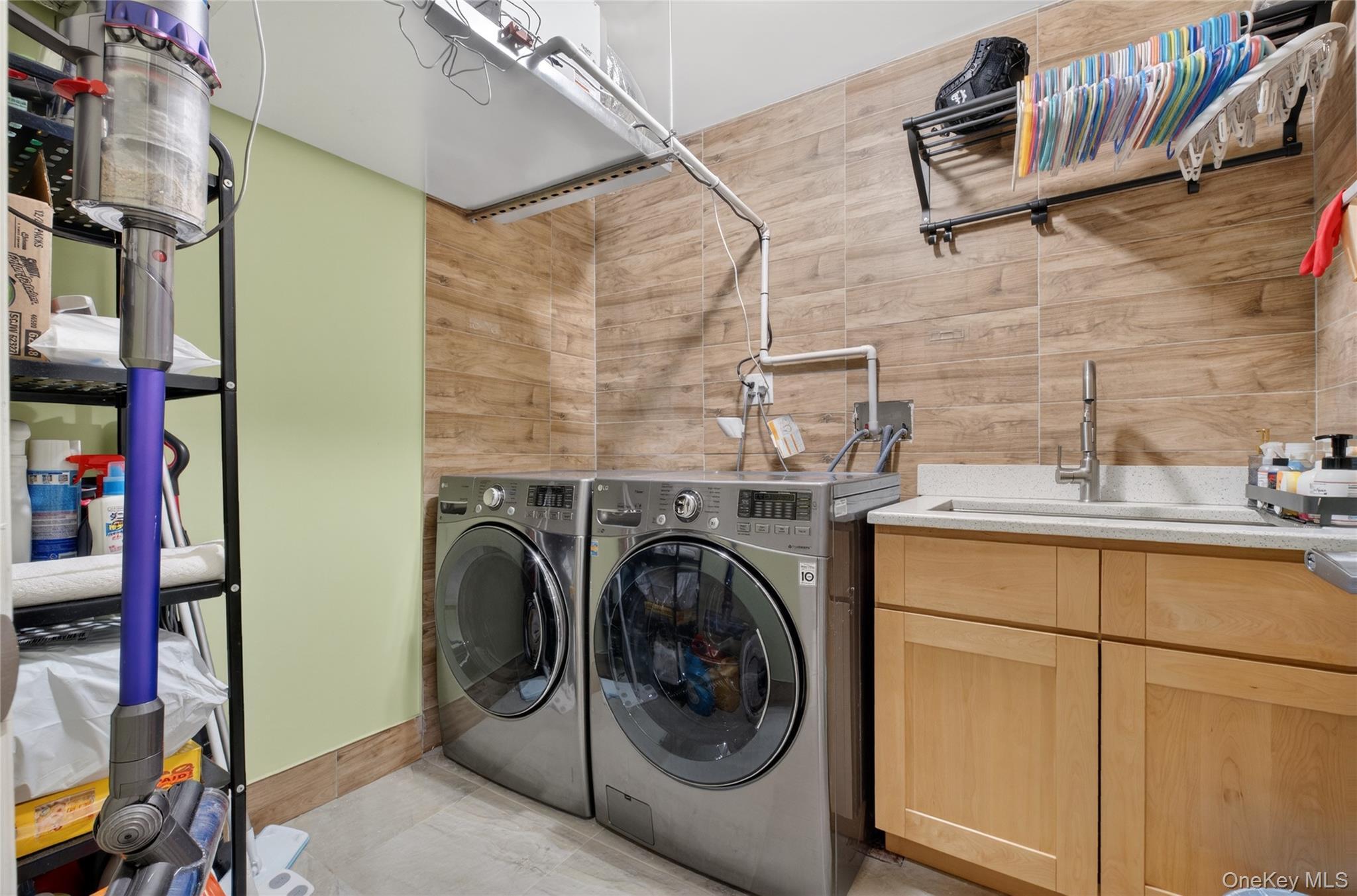 Single Family 26th  Queens, NY 11354, MLS-969888-35