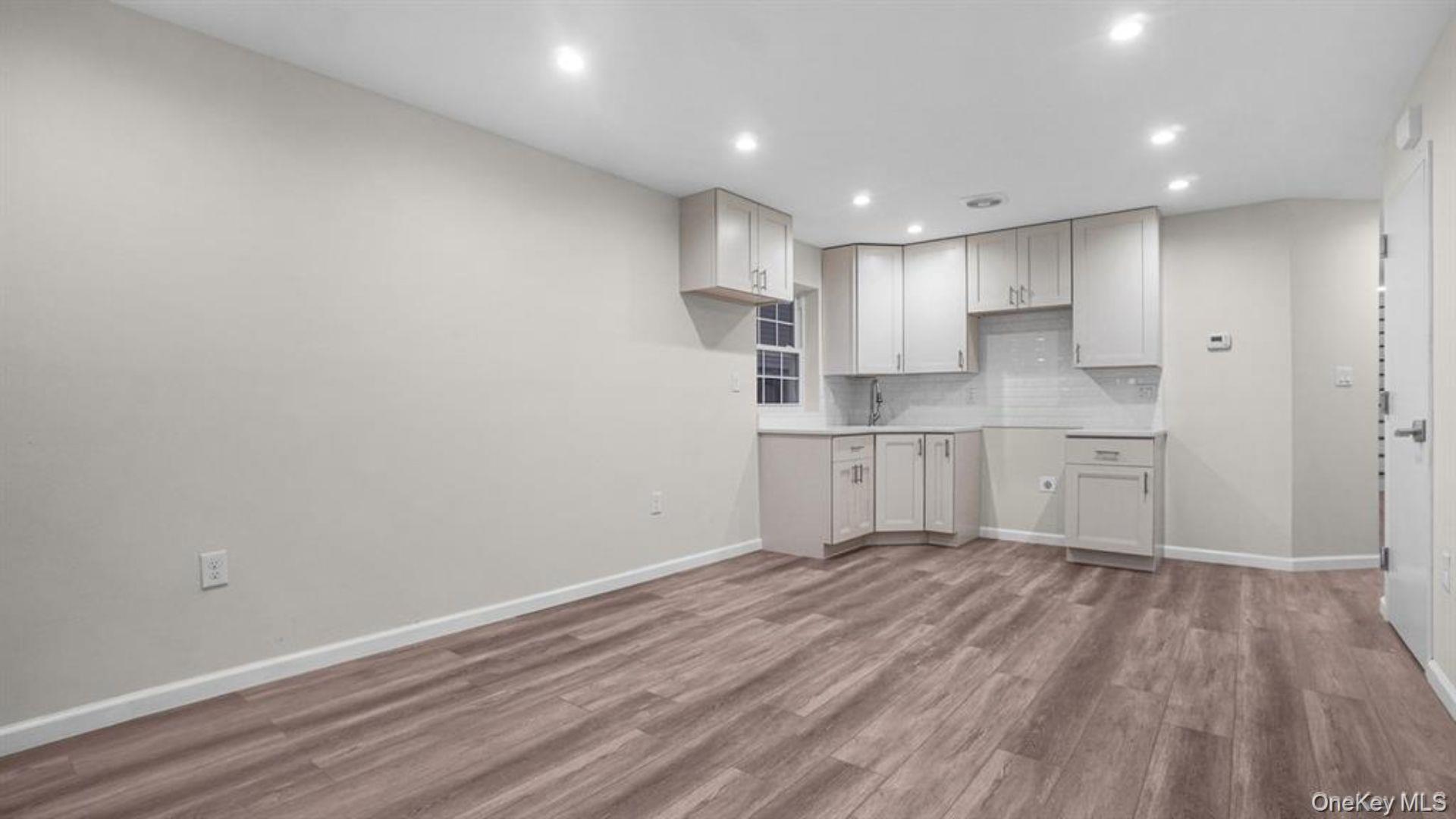 Single Family 229th  Bronx, NY 10466, MLS-969897-9