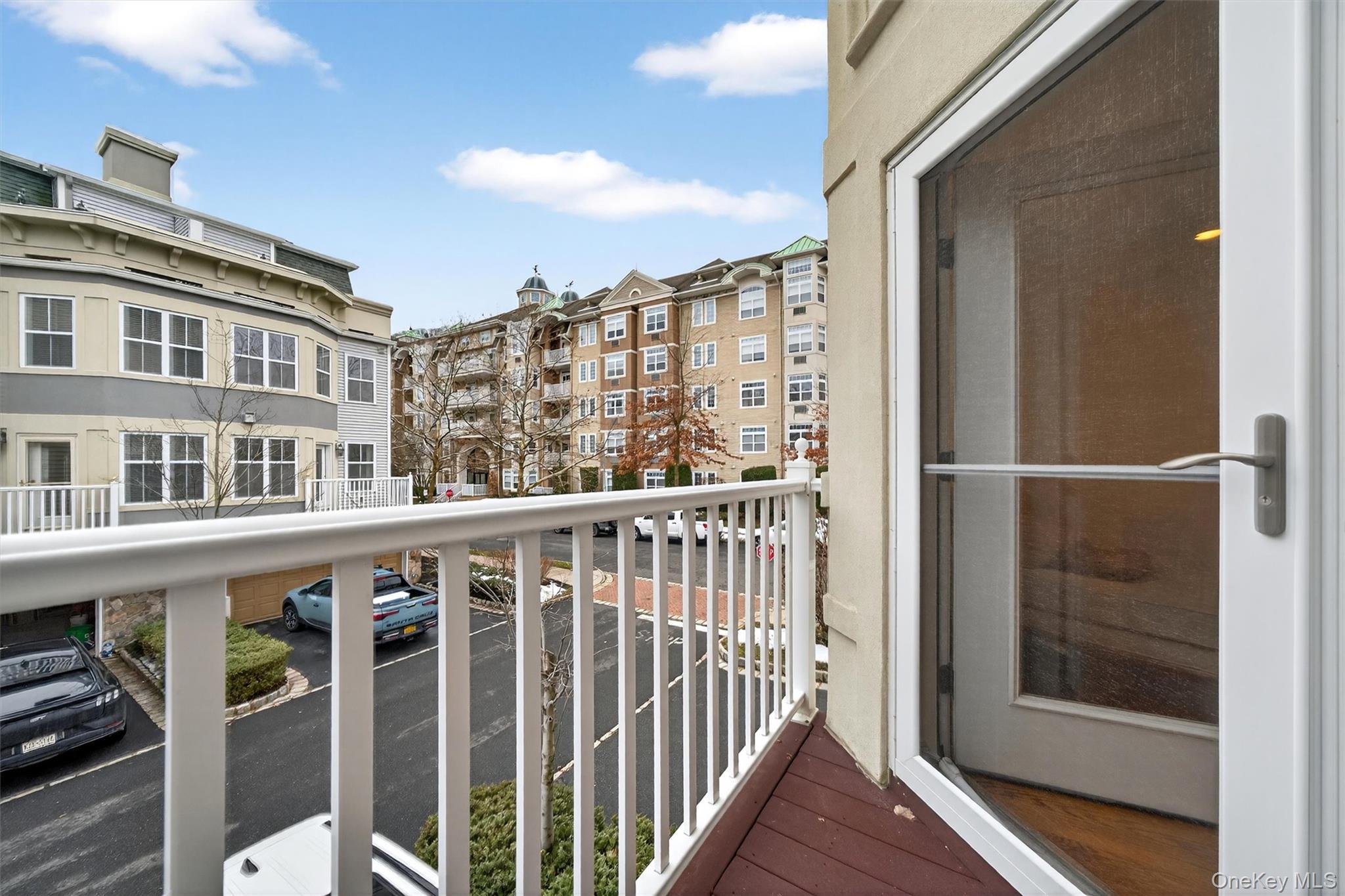 Condo Harbor Pointe  Rockland County, NY 10927, MLS-969903-16