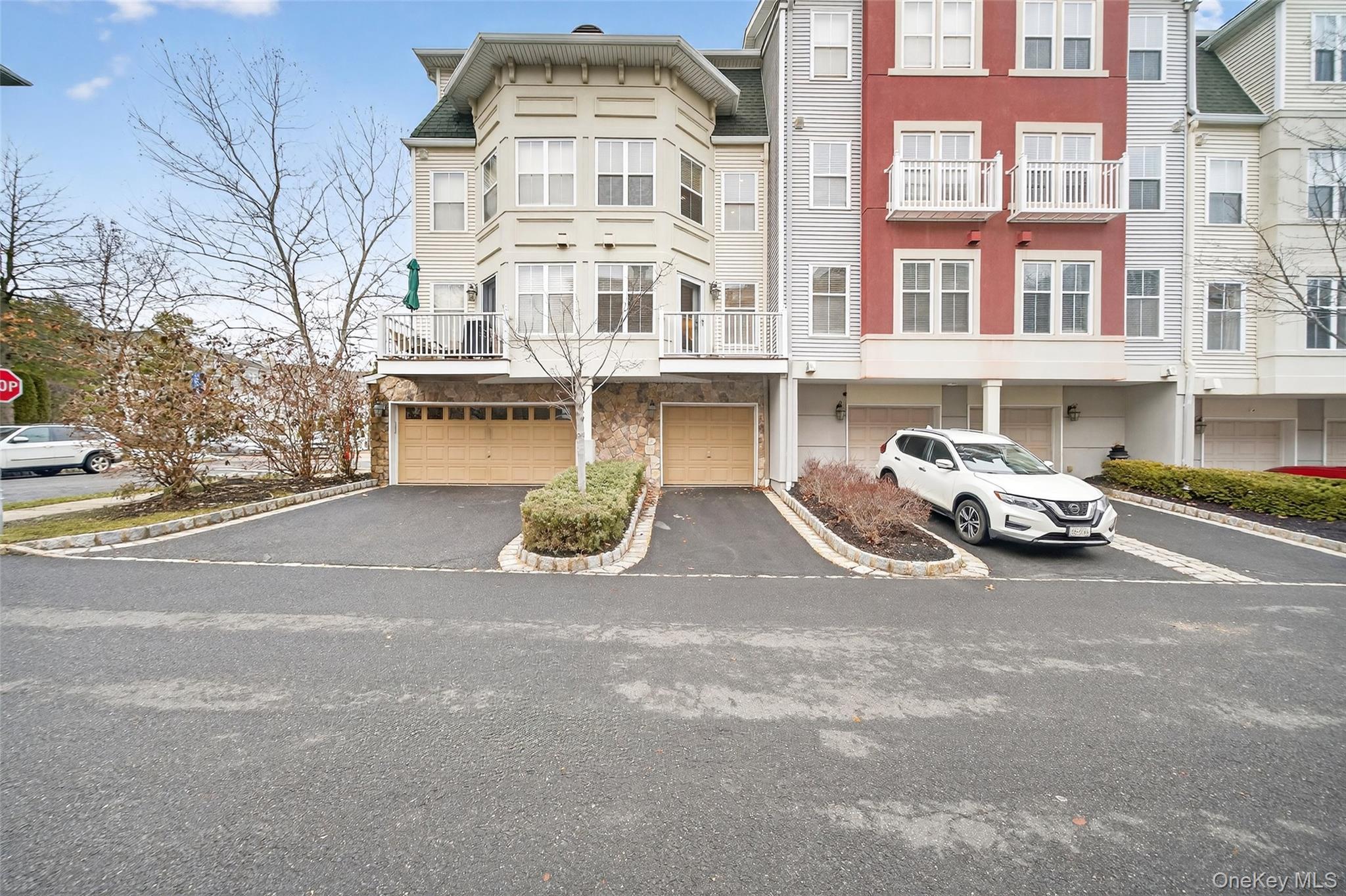 Condo Harbor Pointe  Rockland County, NY 10927, MLS-969903-3