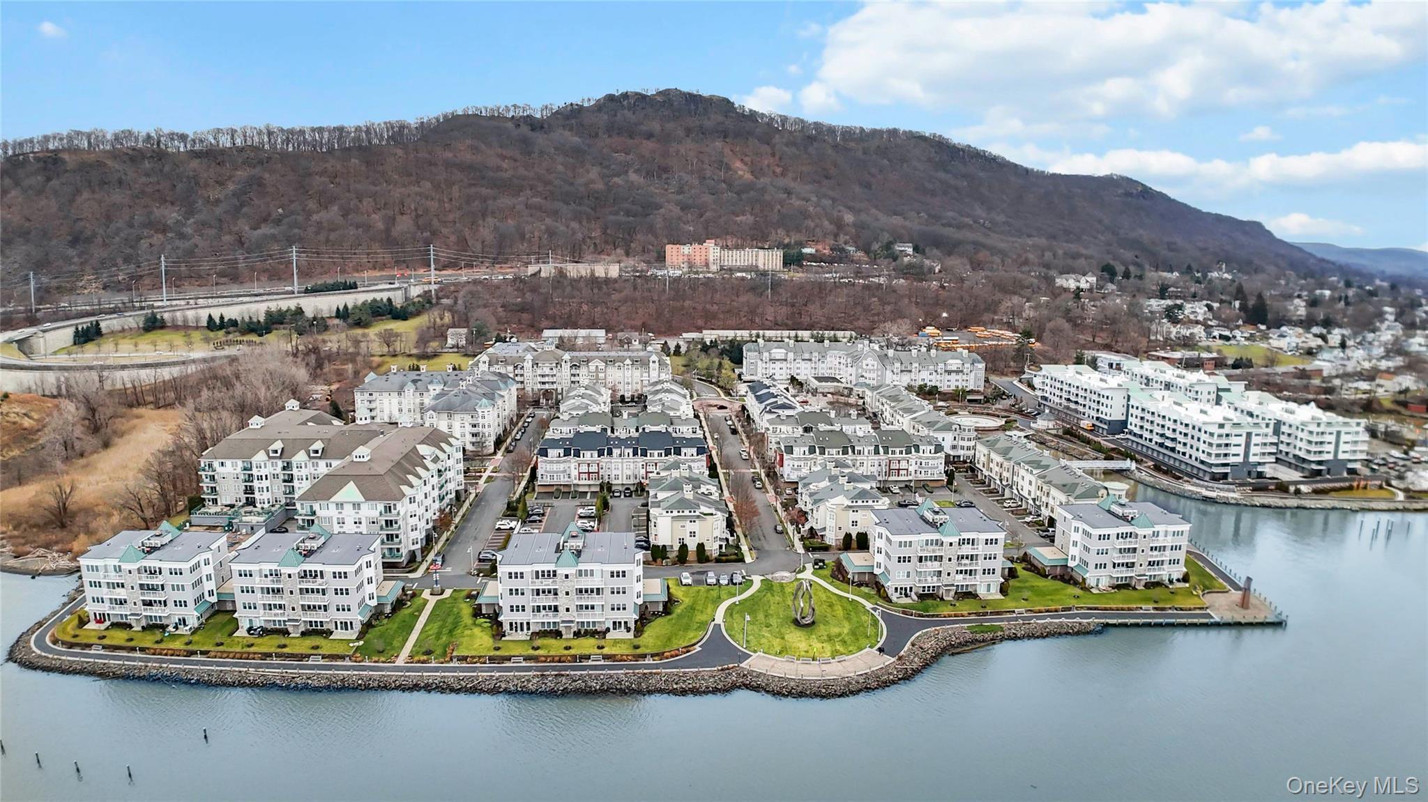 Condo Harbor Pointe  Rockland County, NY 10927, MLS-969903-48