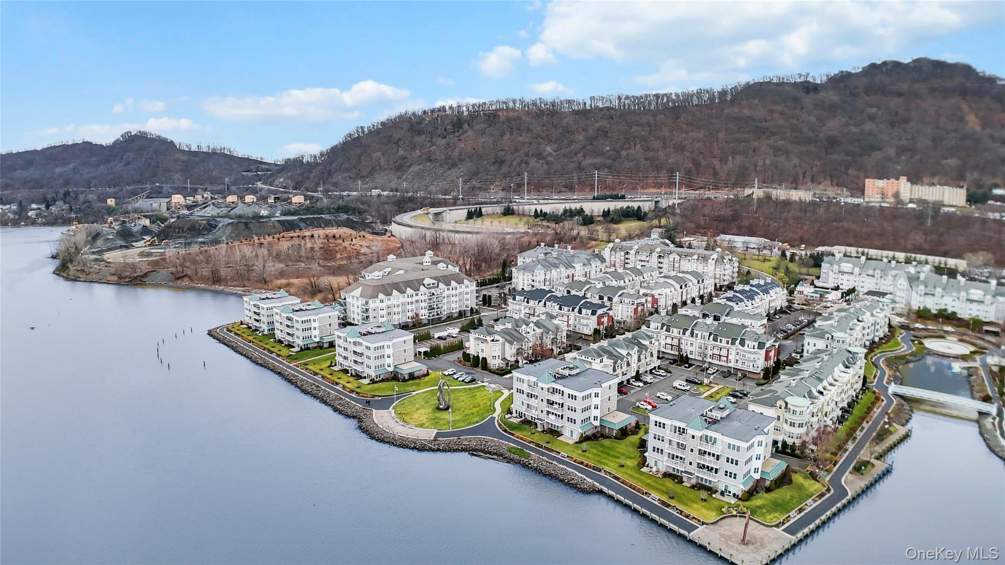 Condo Harbor Pointe  Rockland County, NY 10927, MLS-969903-49