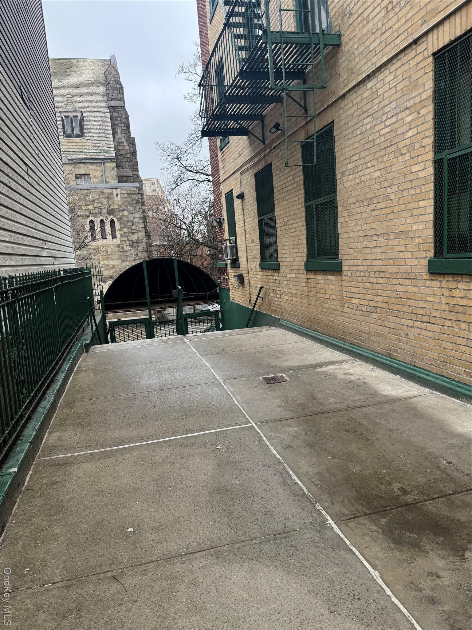 Coop 159th  Bronx, NY 10451, MLS-969907-22