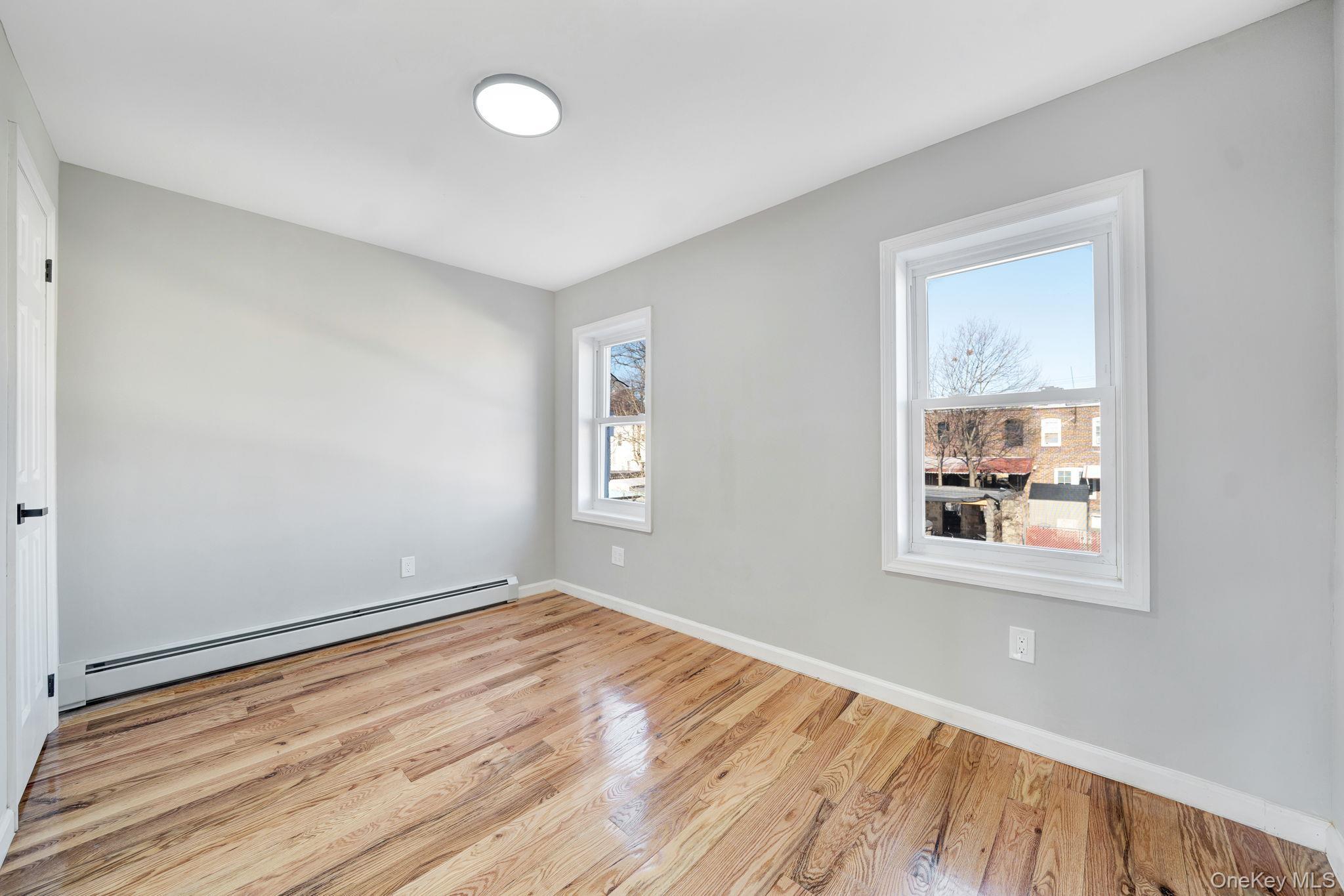 Single Family 200th  Queens, NY 11412, MLS-969919-15