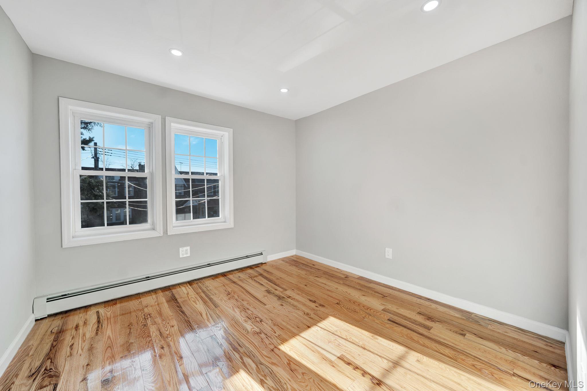 Single Family 200th  Queens, NY 11412, MLS-969919-17