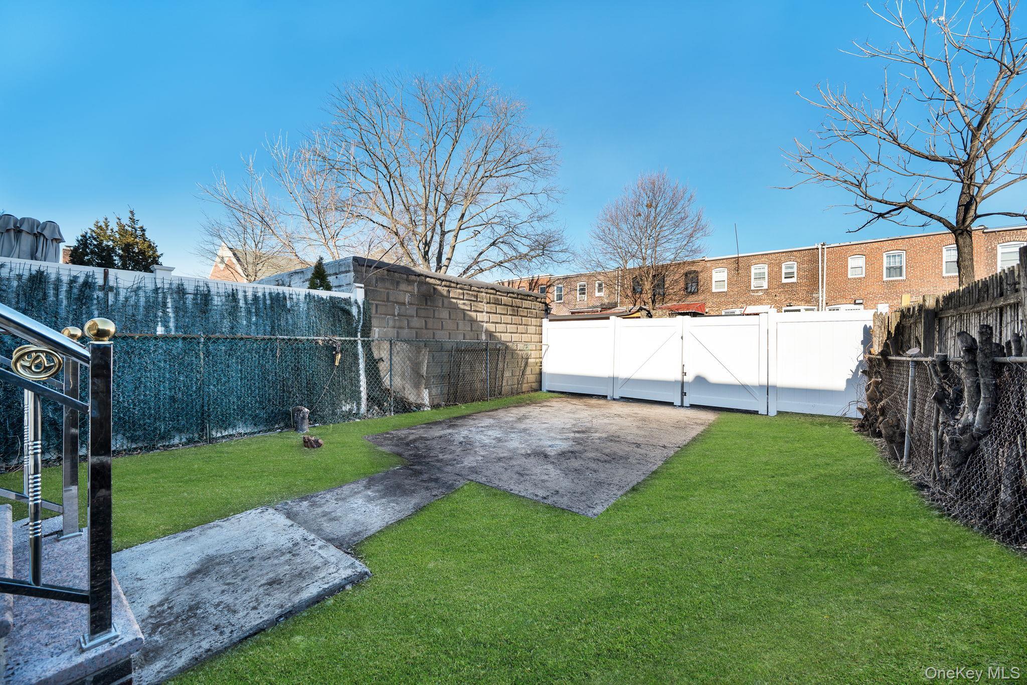 Single Family 200th  Queens, NY 11412, MLS-969919-25