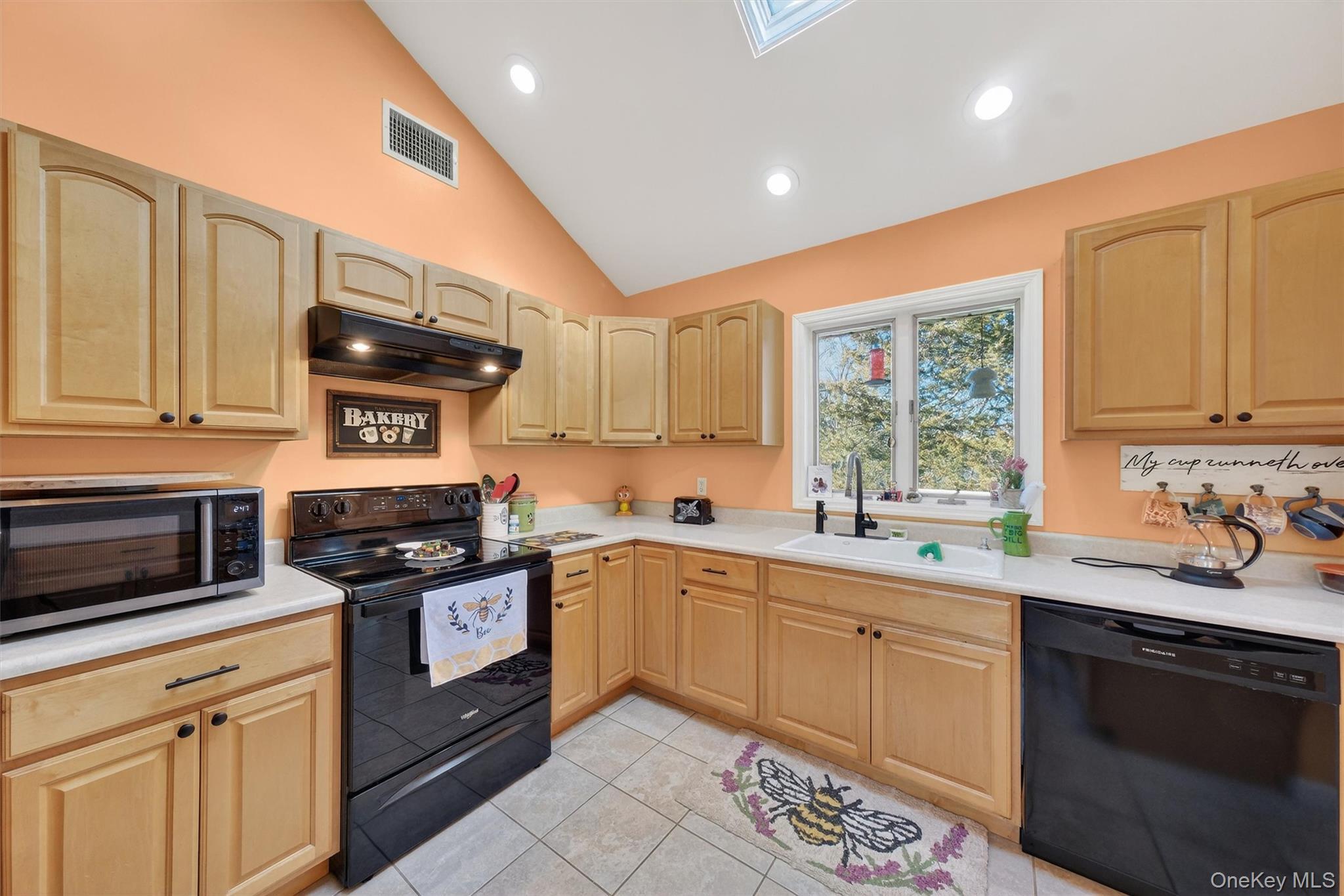 Single Family Timberline  Dutchess County, NY 12603, MLS-969936-14