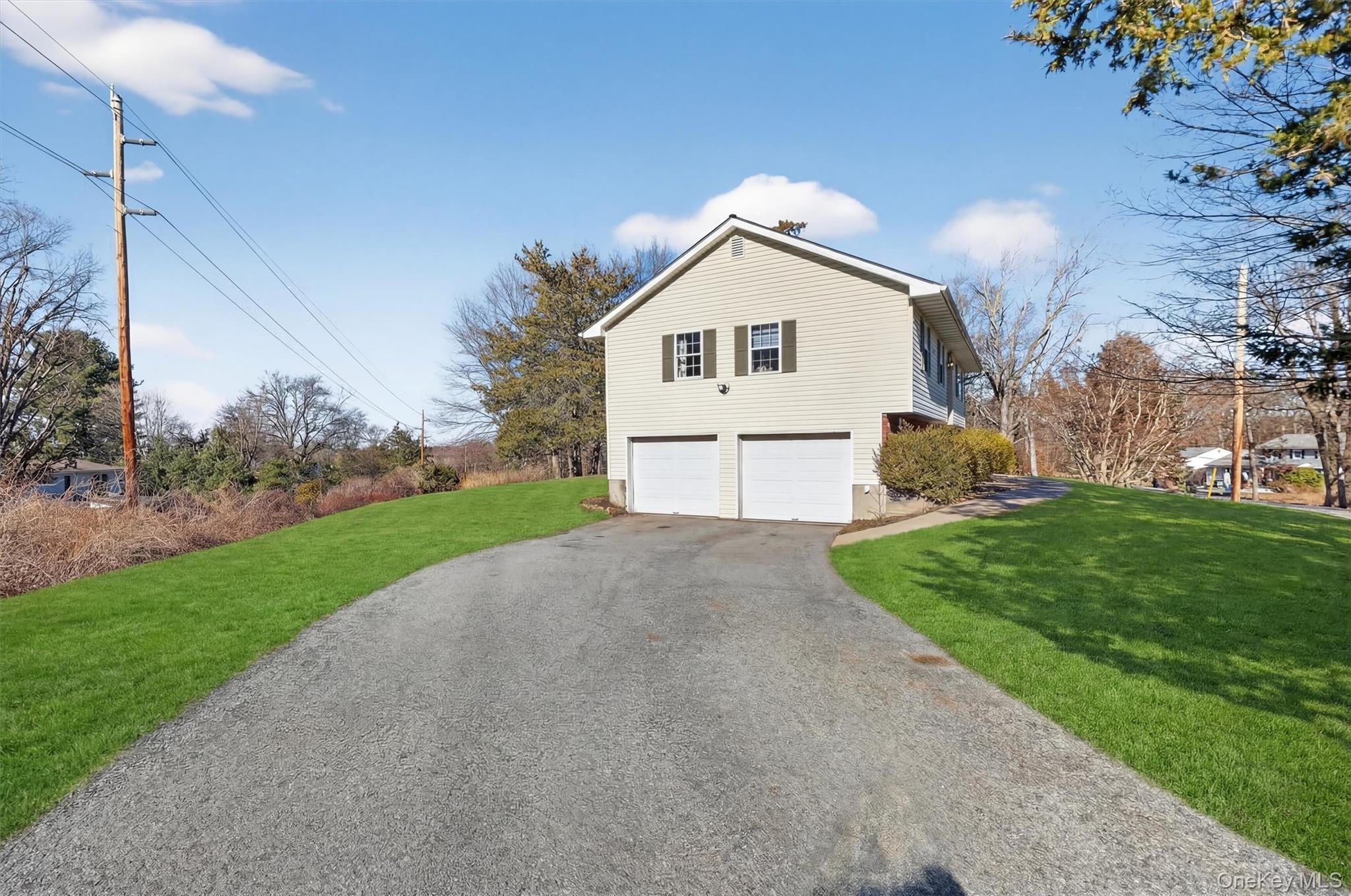 Single Family Timberline  Dutchess County, NY 12603, MLS-969936-3