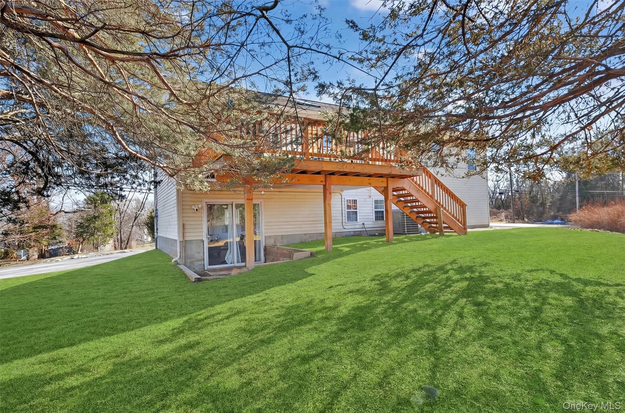 Single Family Timberline  Dutchess County, NY 12603, MLS-969936-41