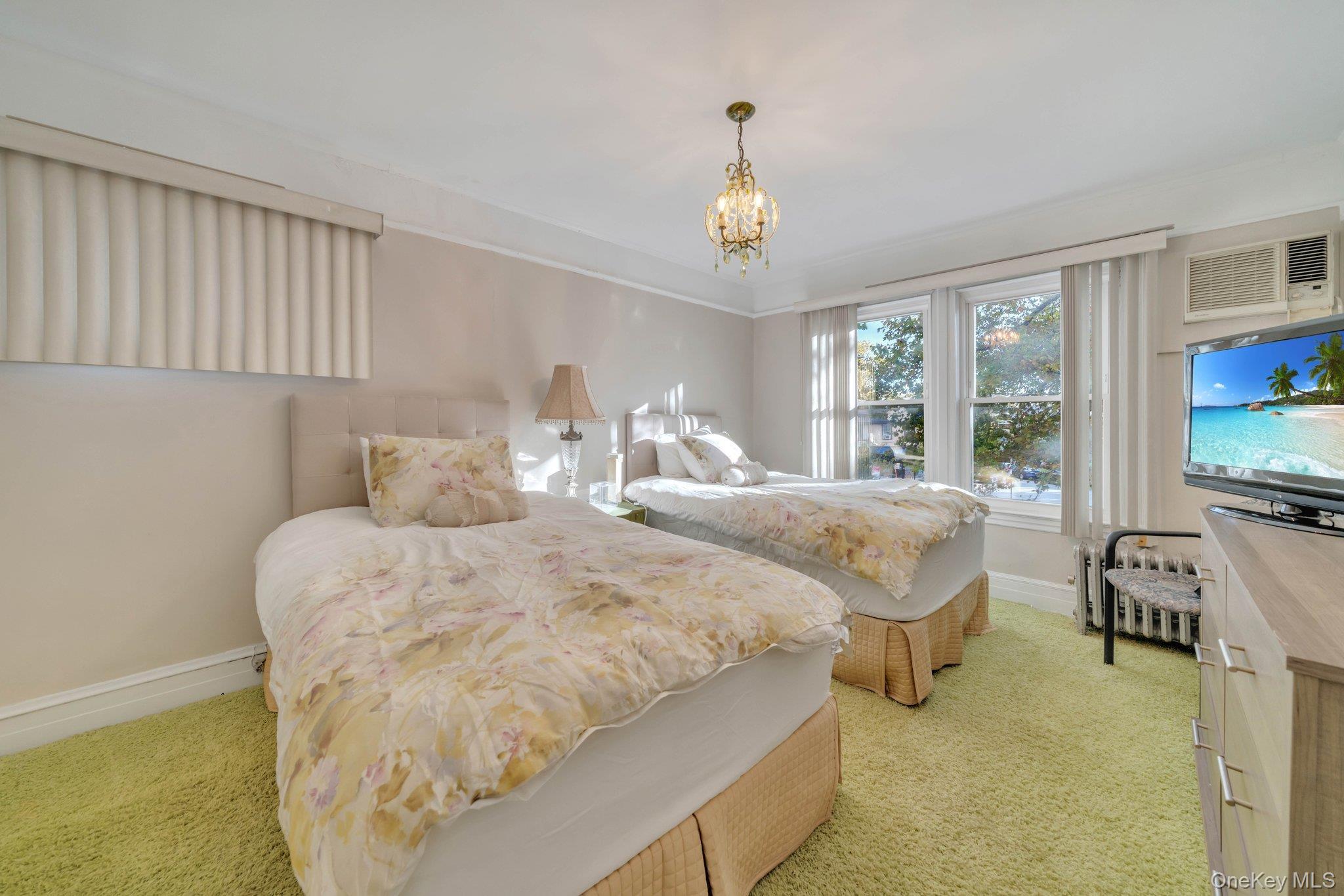 Single Family Metropolitan  Queens, NY 11415, MLS-969952-15