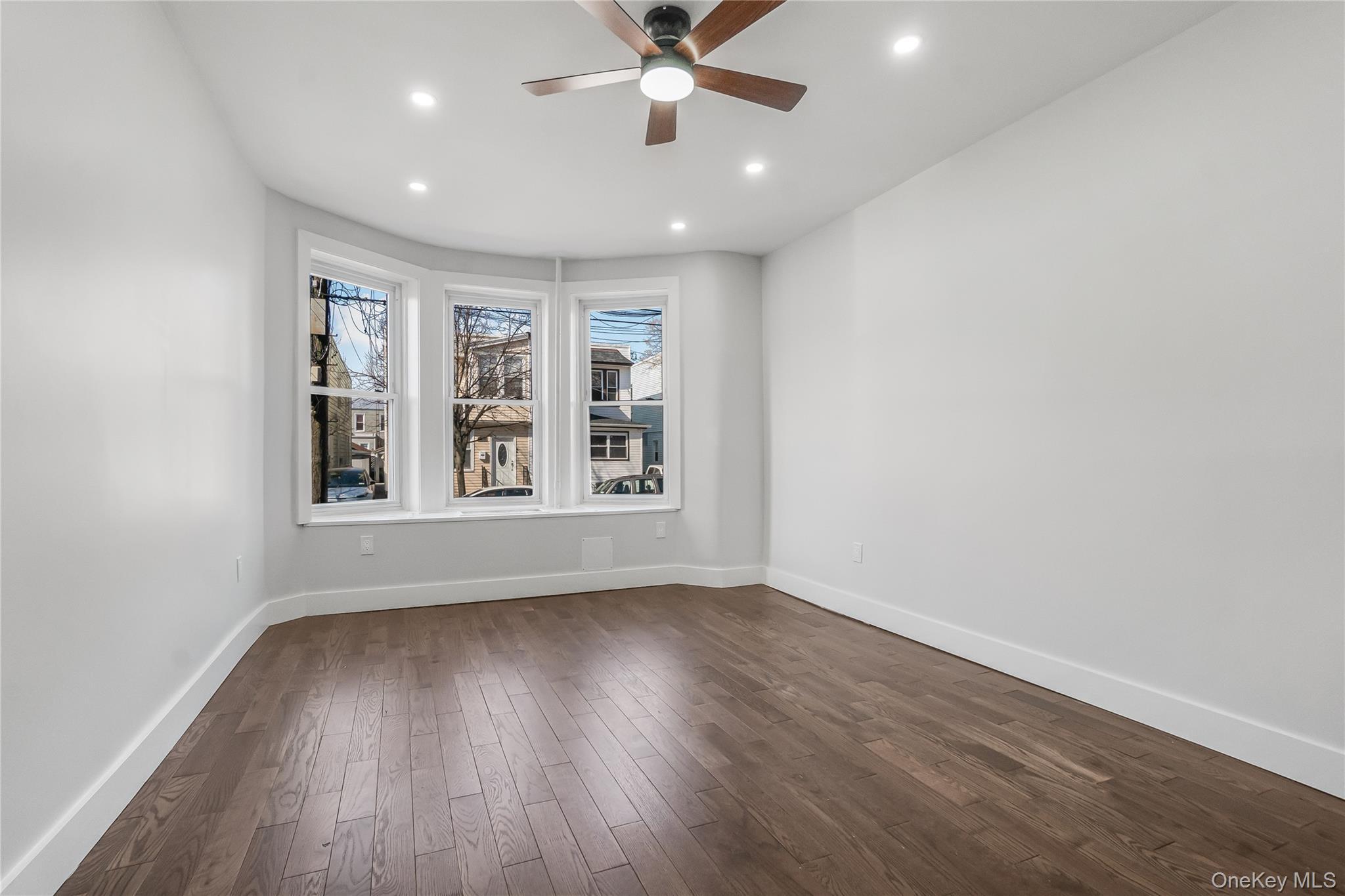 Single Family 77th  Queens, NY 11421, MLS-969957-7