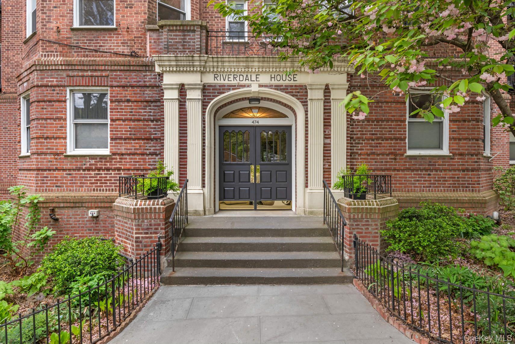 Coop 238th  Bronx, NY 10463, MLS-969961-11