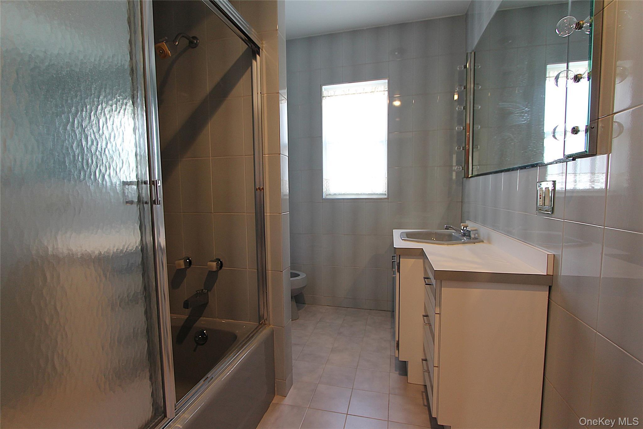 Single Family 63rd  Queens, NY 11379, MLS-969963-10