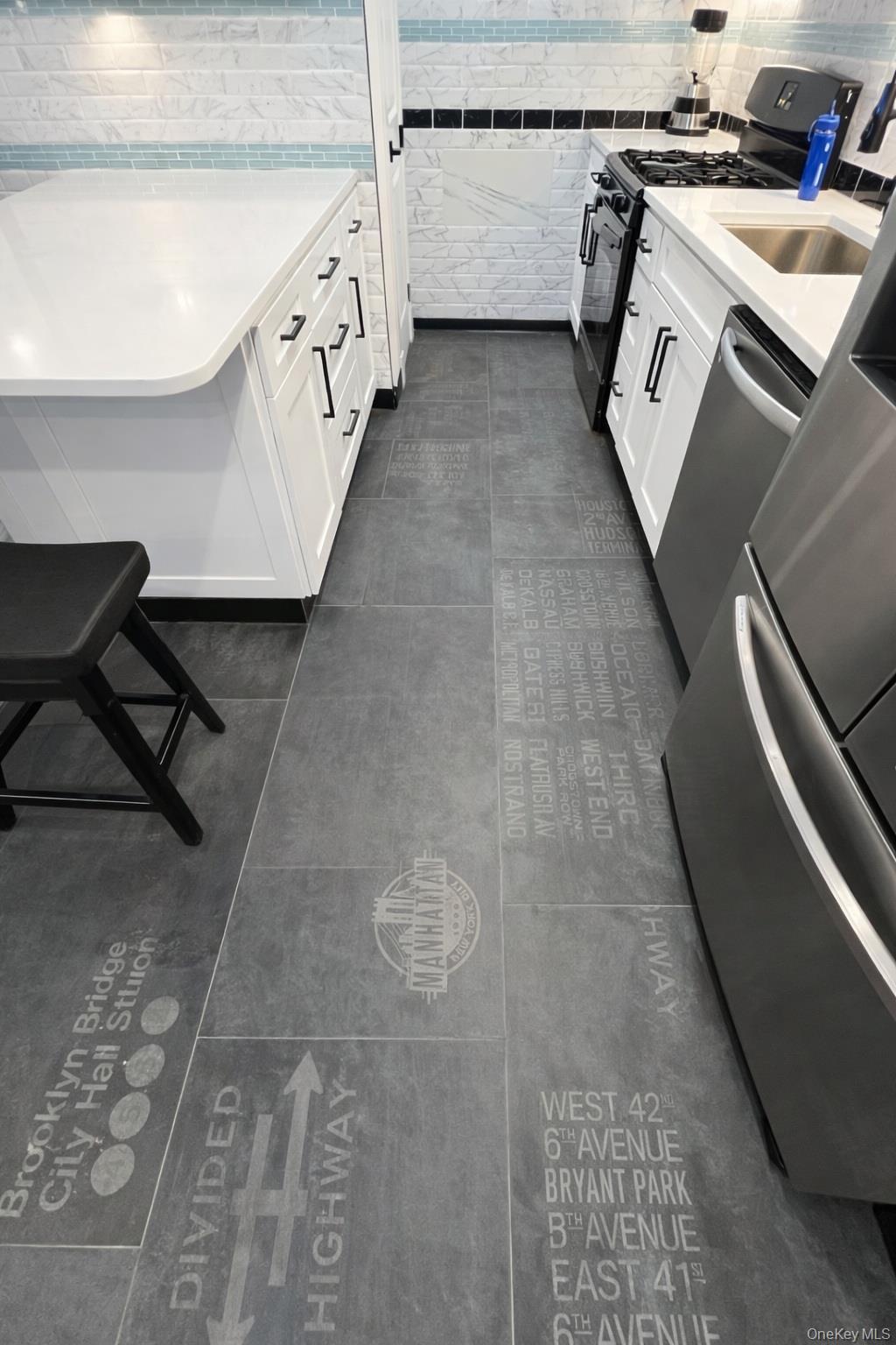 Condo Metropolitan  Queens, NY 11379, MLS-969971-8