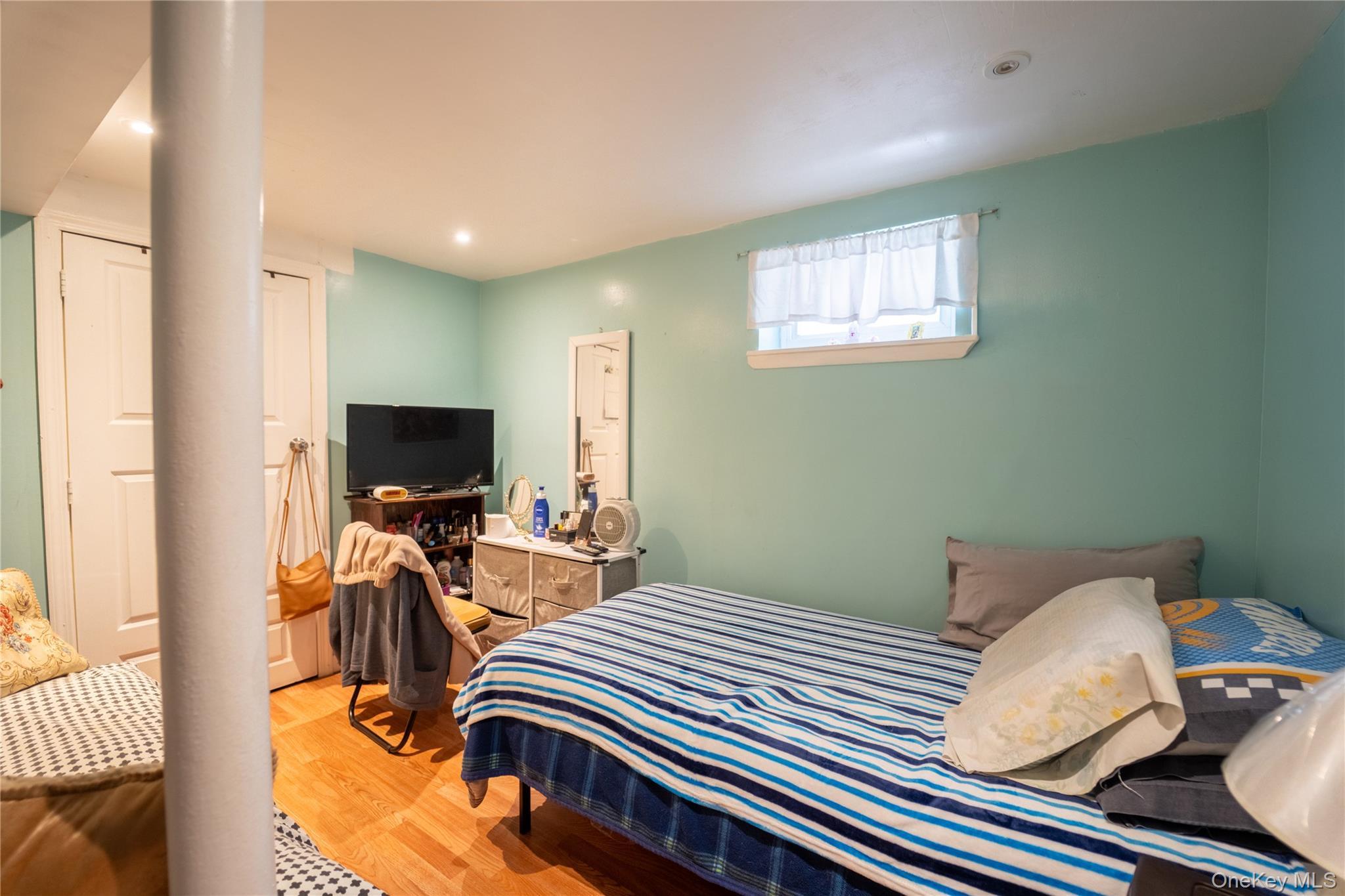 Single Family 238th  Nassau County, NY 11001, MLS-969974-22