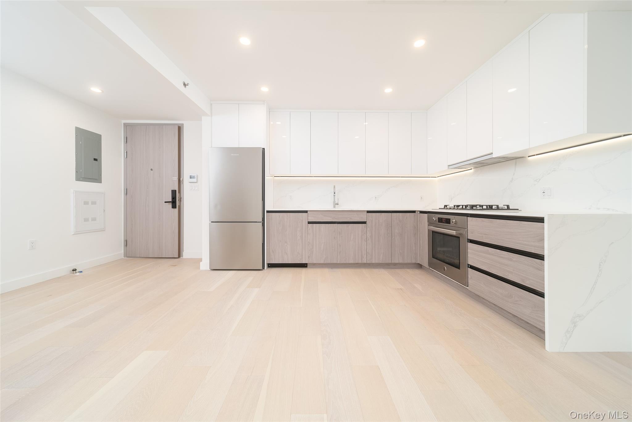 Condo Northern  Queens, NY 11354, MLS-969995-8