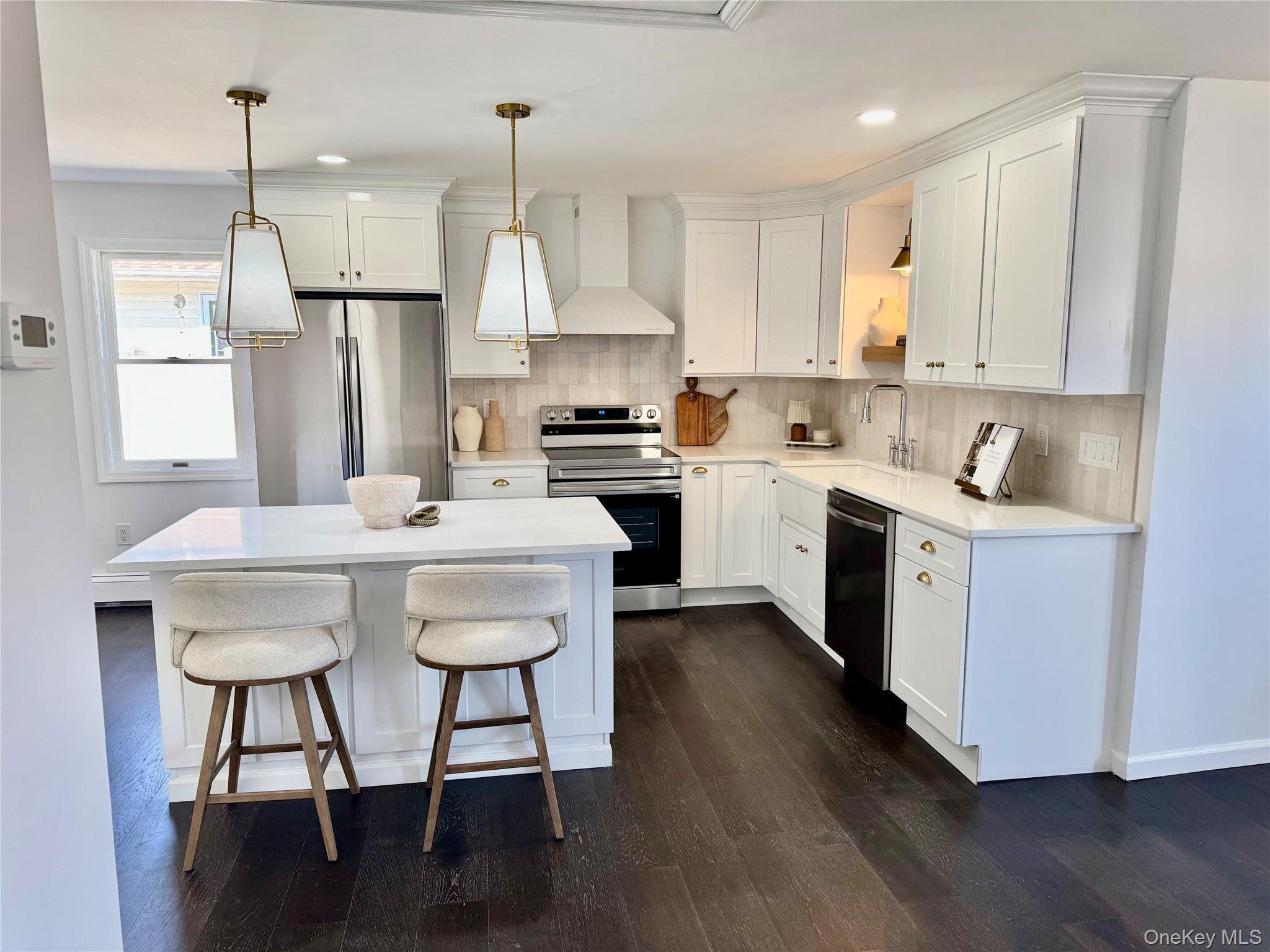 Single Family Lafayette  Suffolk County, NY 11967, MLS-969998-23