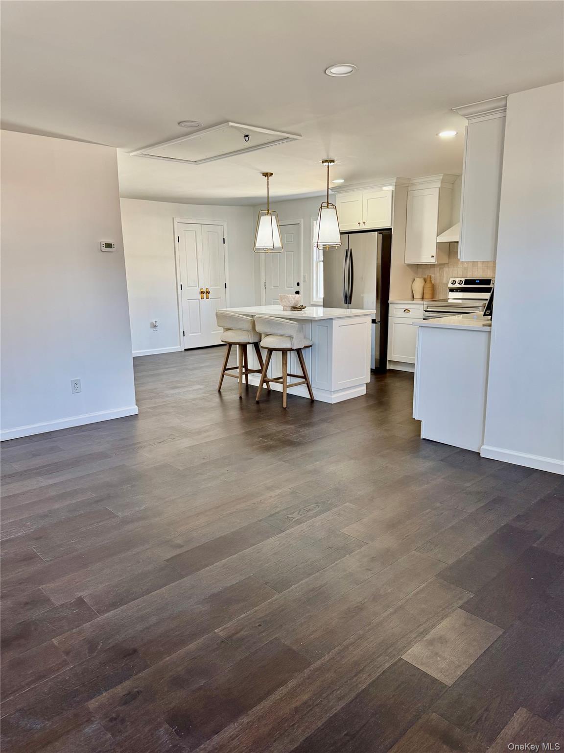 Single Family Lafayette  Suffolk County, NY 11967, MLS-969998-25