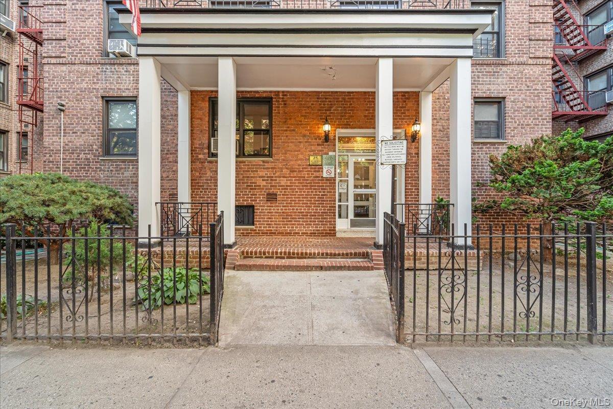 Coop 34th Queens, NY 11372, MLS-970017-3