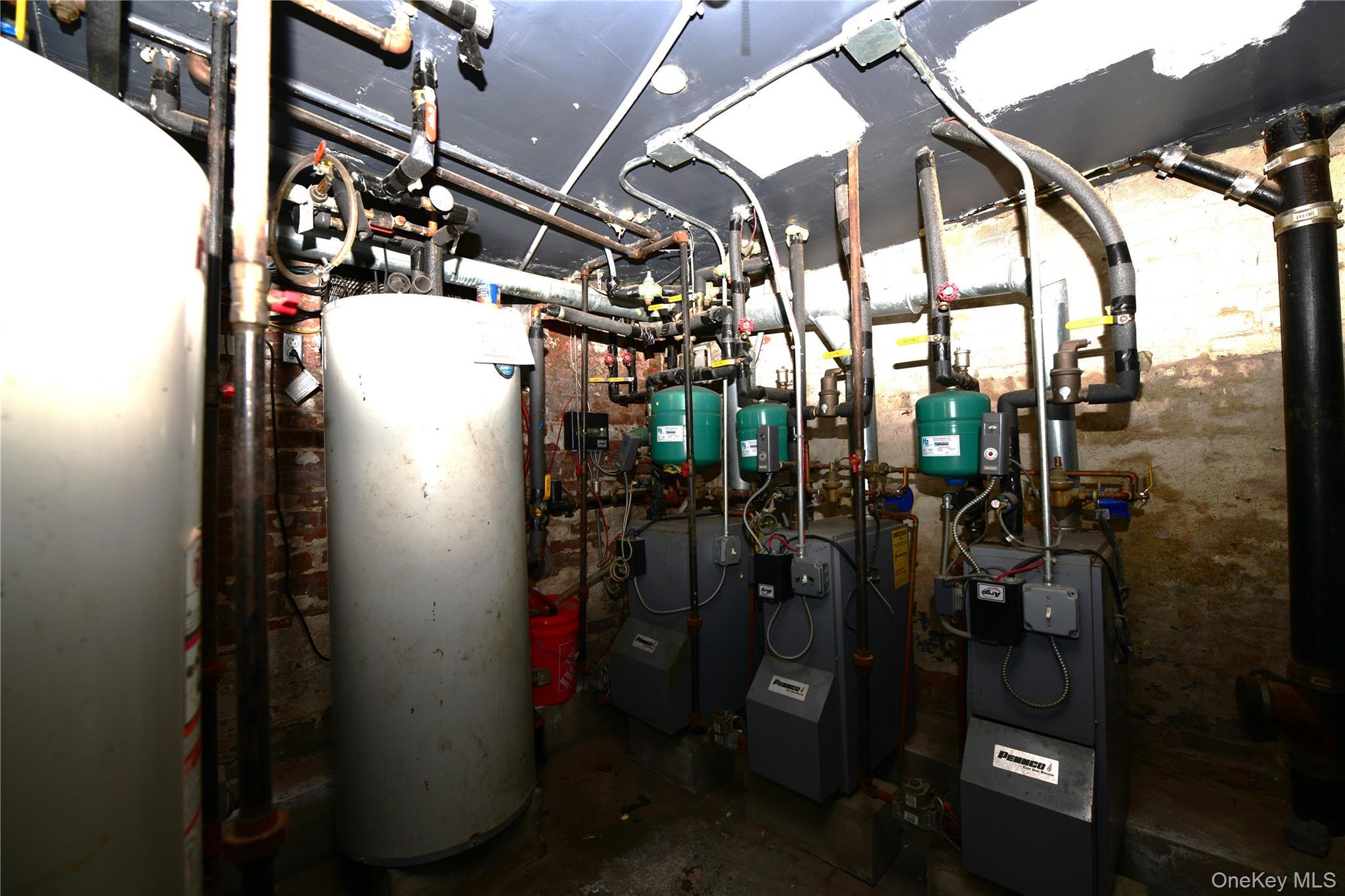 Single Family 71st Queens, NY 11385, MLS-970026-13