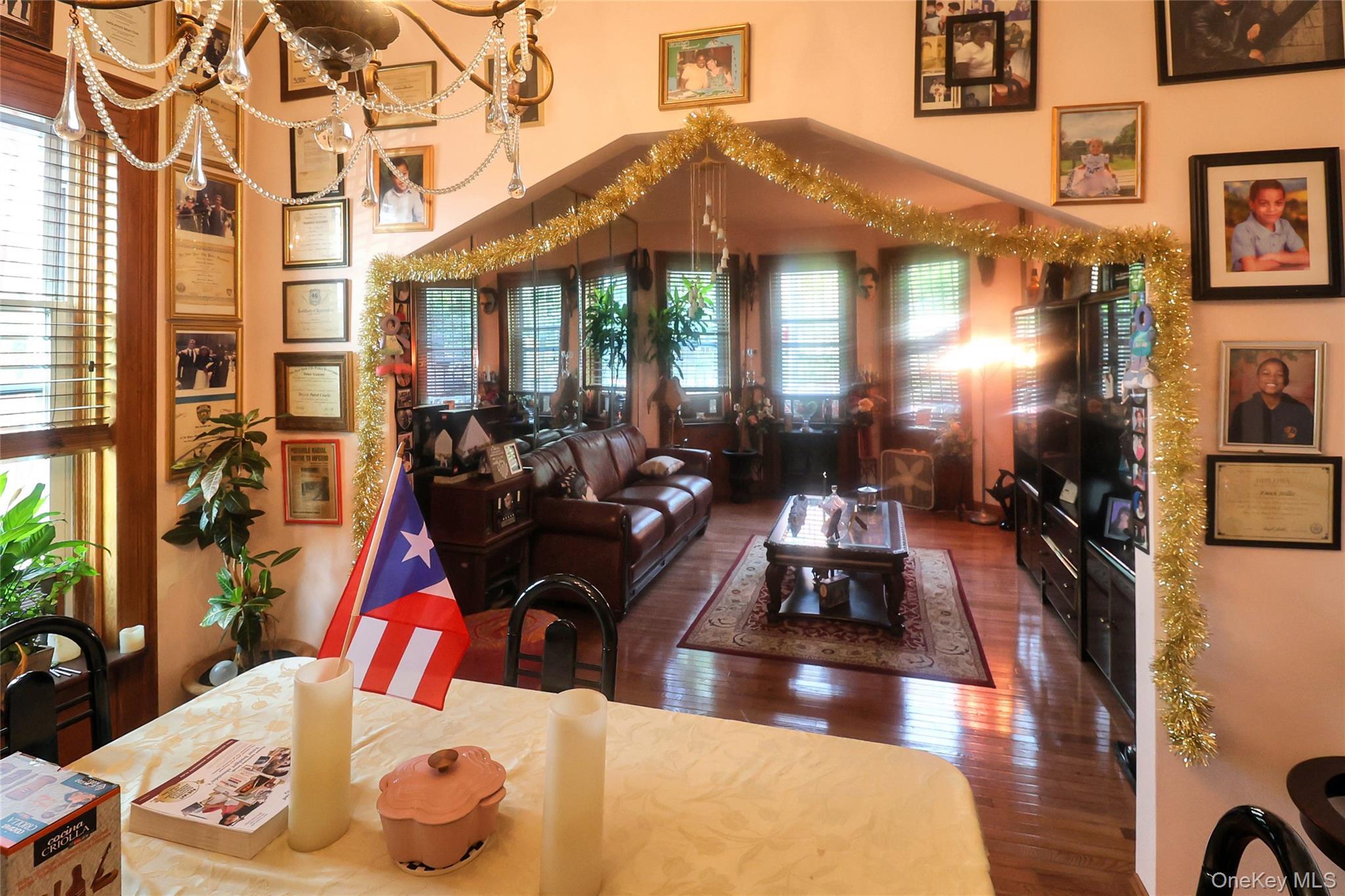 Single Family Anthony  Bronx, NY 10457, MLS-970040-21