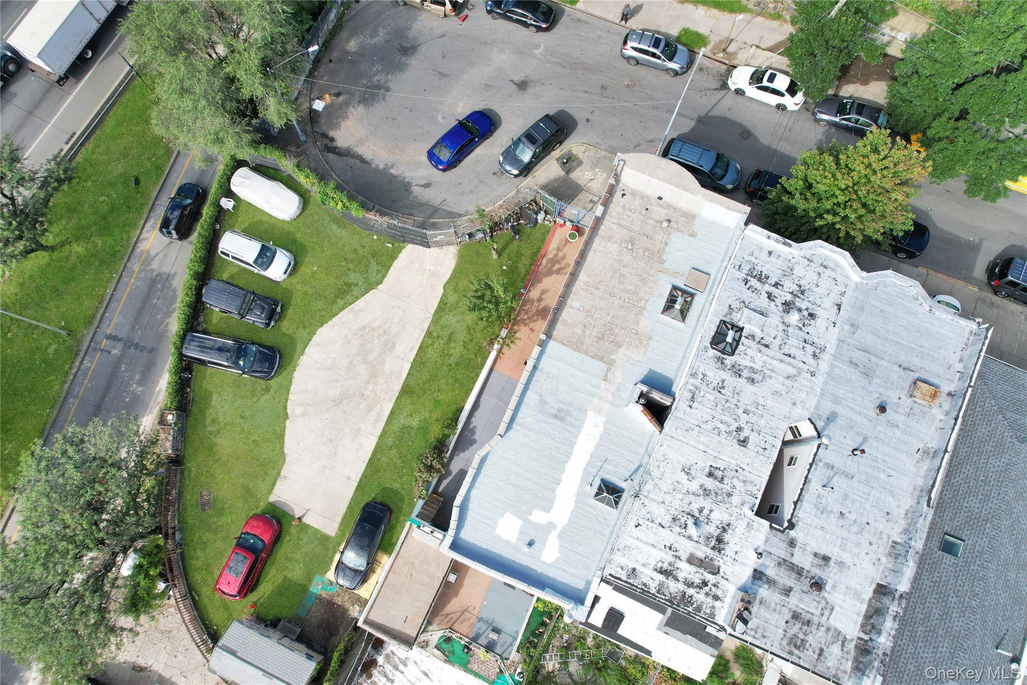 Single Family Anthony  Bronx, NY 10457, MLS-970040-35