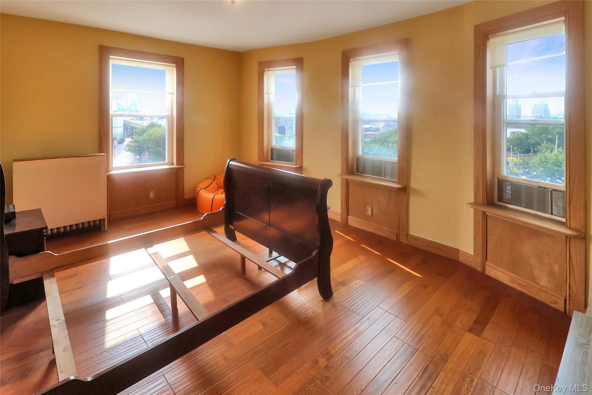 Single Family Anthony  Bronx, NY 10457, MLS-970040-9