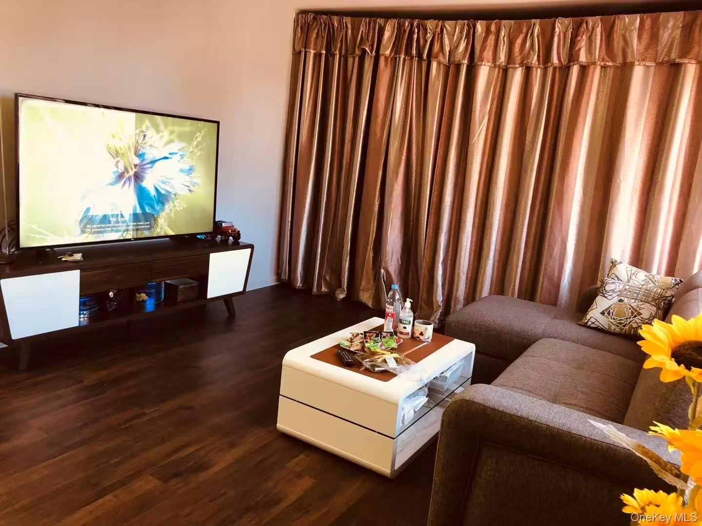 Coop 41st  Queens, NY 11355, MLS-970042-3