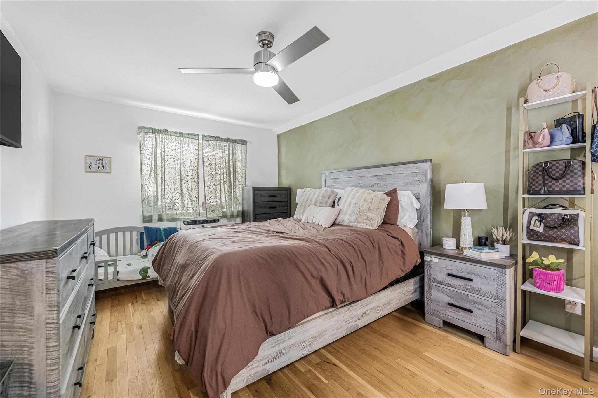 Single Family Prentiss  Bronx, NY 10465, MLS-970057-15