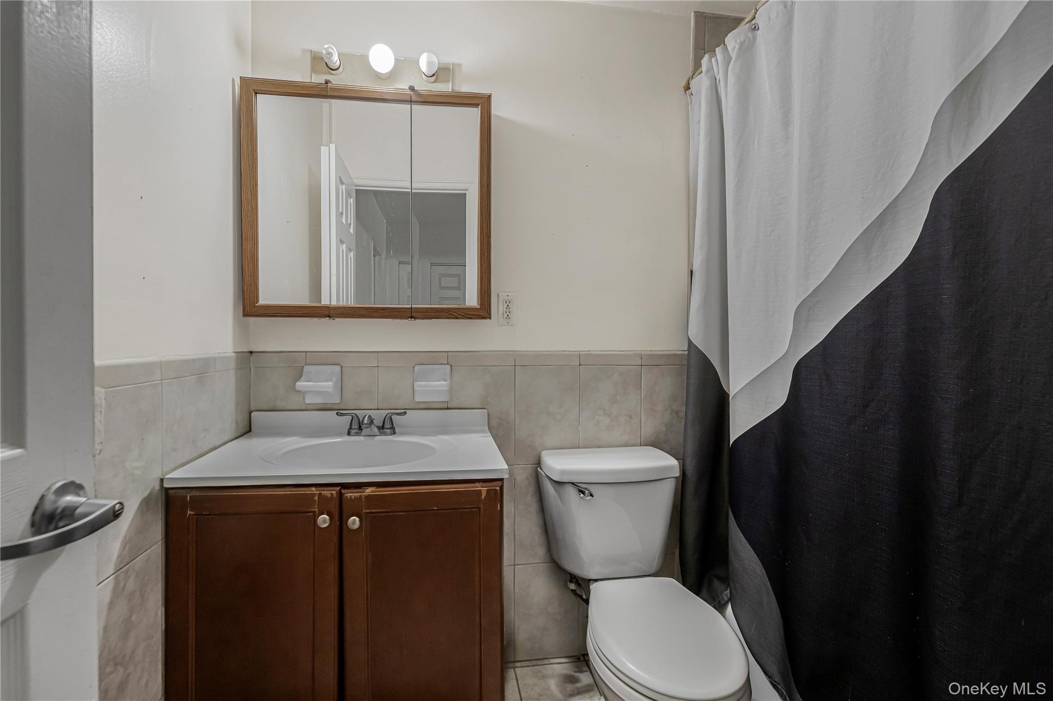 Single Family Prentiss  Bronx, NY 10465, MLS-970057-23