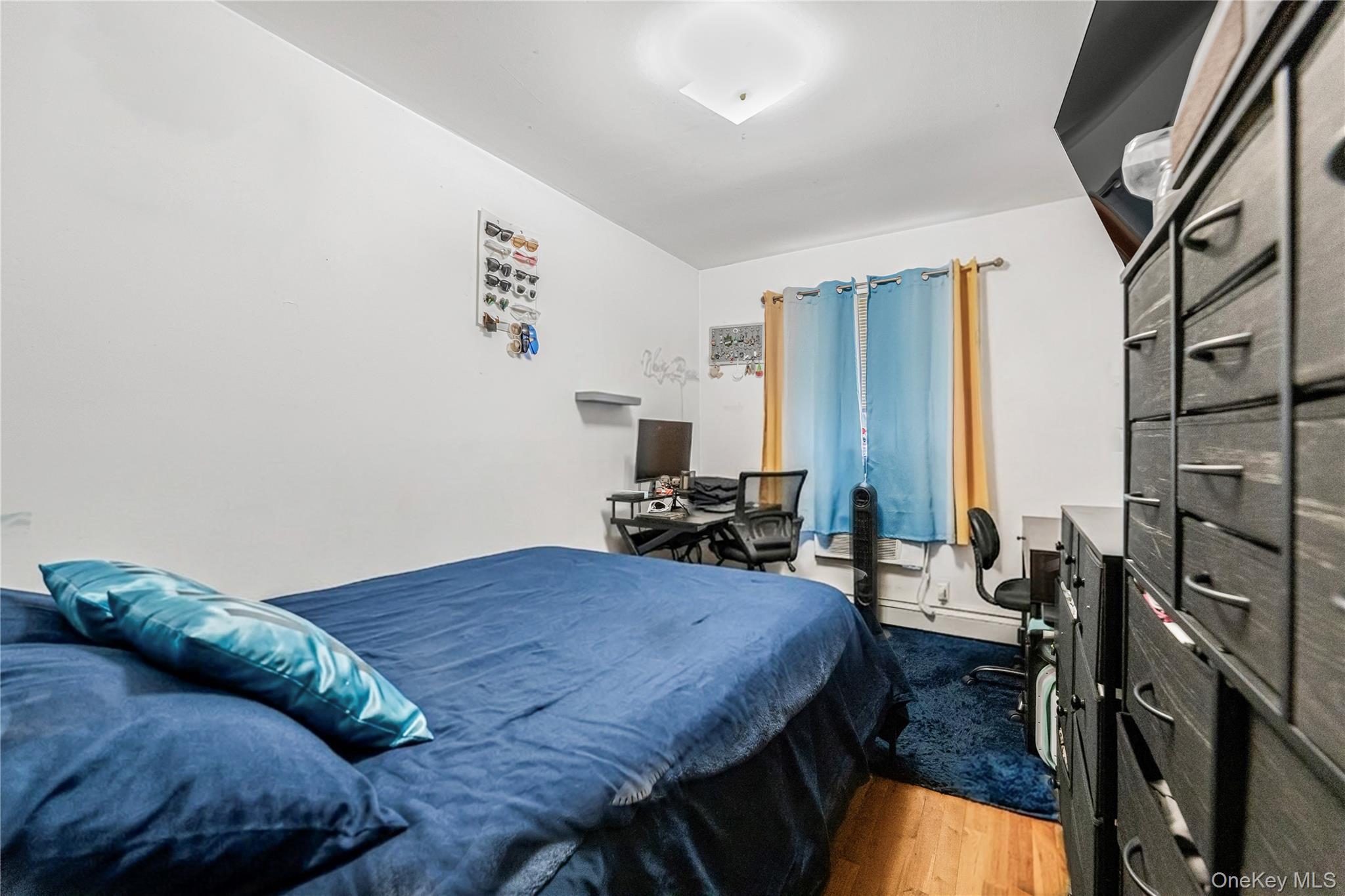 Single Family Prentiss  Bronx, NY 10465, MLS-970057-8