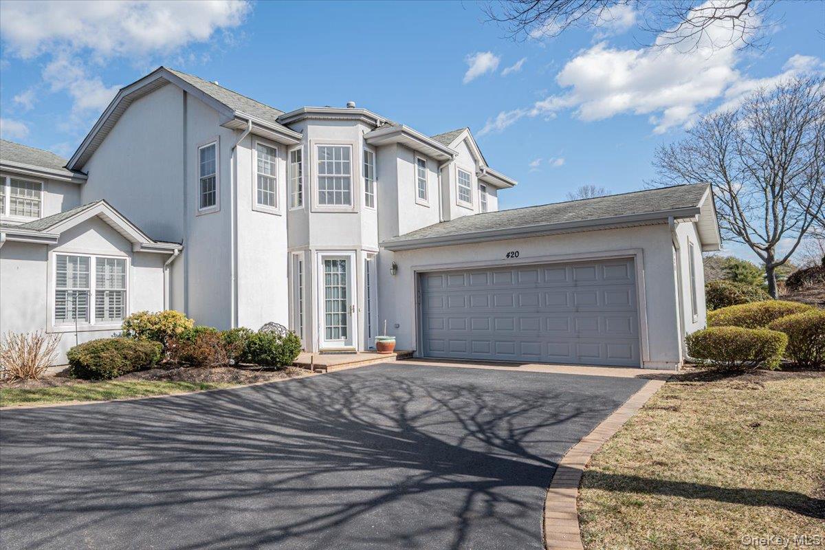 Condo Florencia  Suffolk County, NY 11747, MLS-970078-2