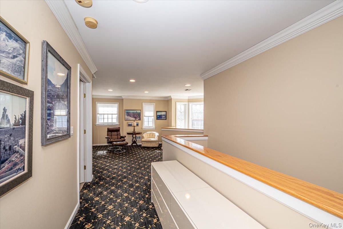 Condo Florencia  Suffolk County, NY 11747, MLS-970078-25