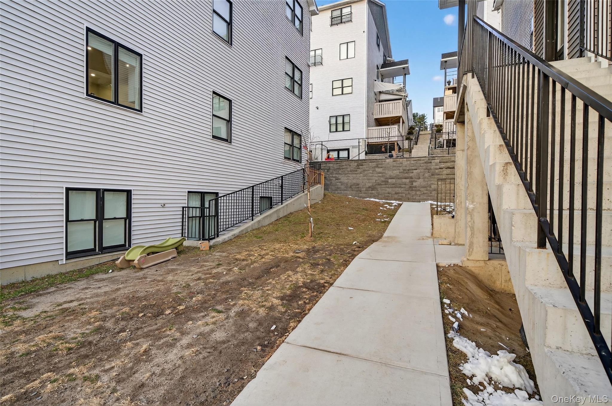 Condo Melitz  Orange County, NY 10950, MLS-970091-6