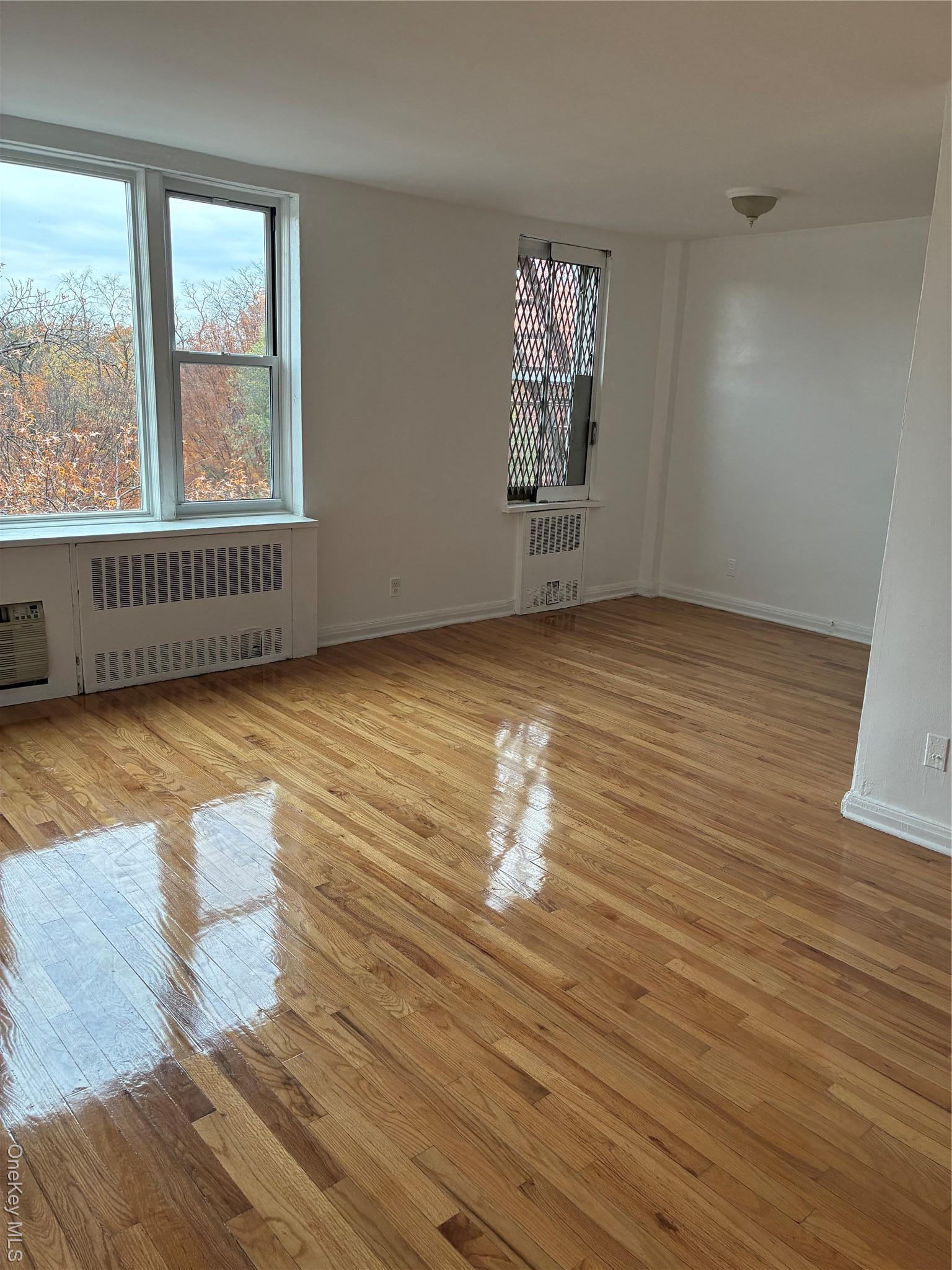 Apartment Waring Bronx, NY 10467, MLS-970094-6