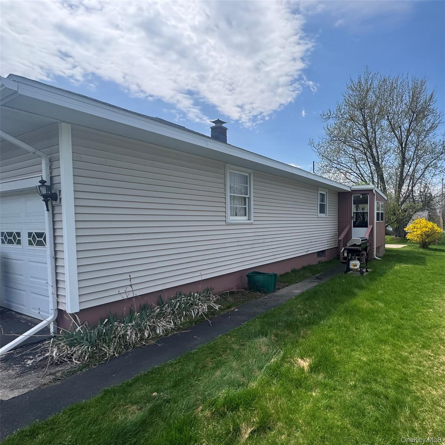 Single Family Crestwood  Out Of Area, NY 12180, MLS-970110-5