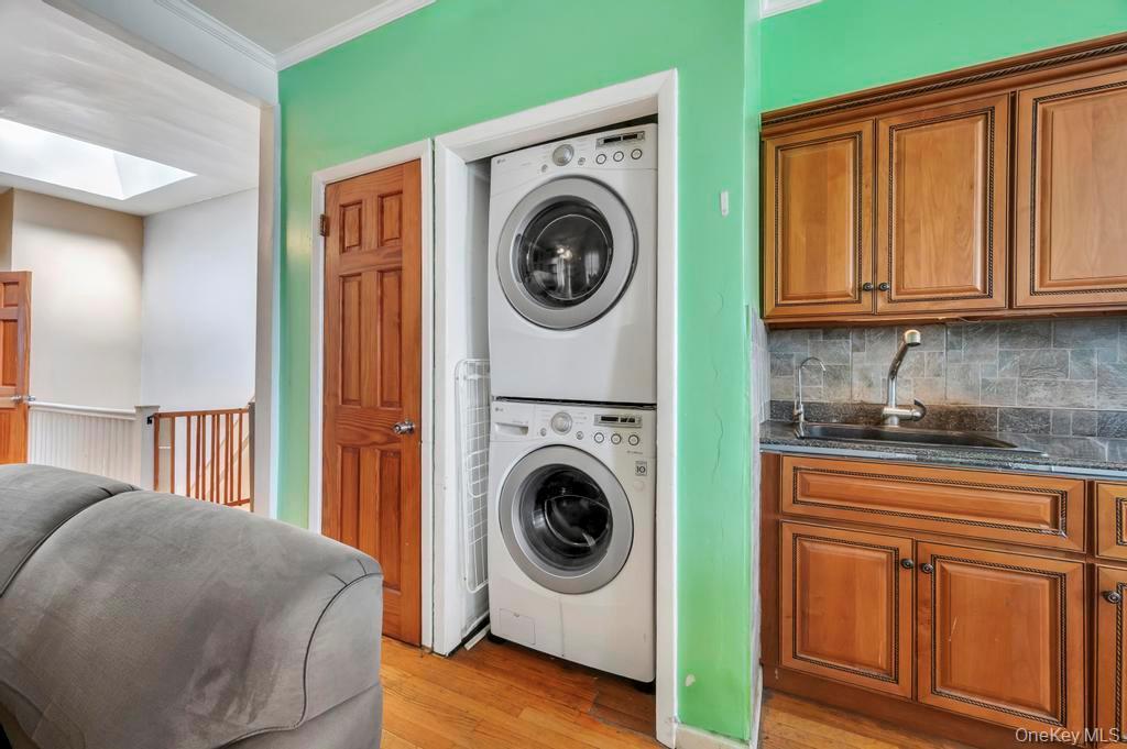 Single Family Eliot  Queens, NY 11379, MLS-970112-18