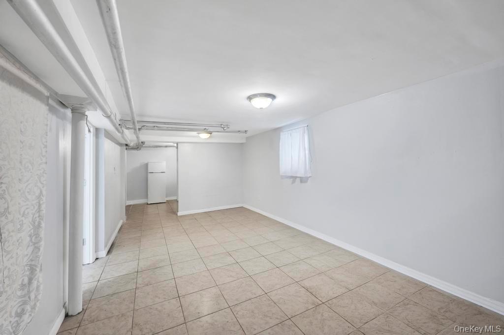 Single Family Eliot  Queens, NY 11379, MLS-970112-35