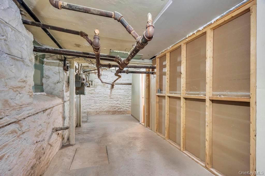 Single Family Eliot  Queens, NY 11379, MLS-970112-41